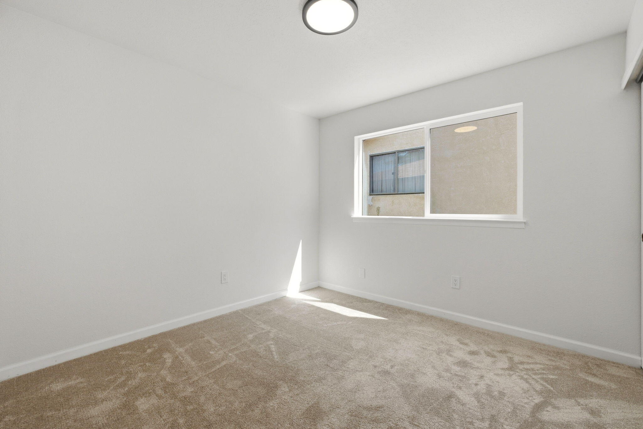 Photo 13 — 12108 Woodland Avenue NE