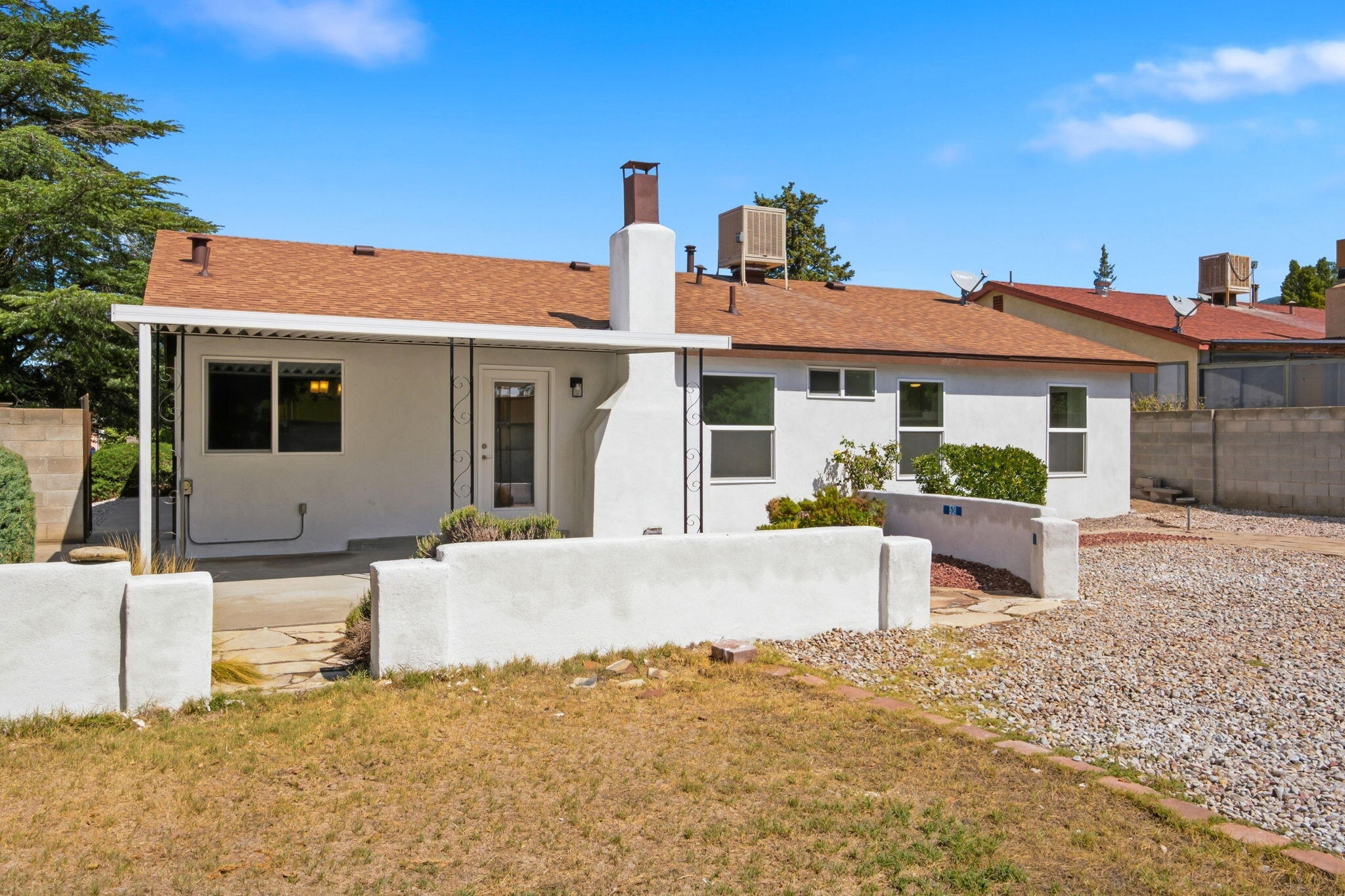 Photo 3 — 12108 Woodland Avenue NE