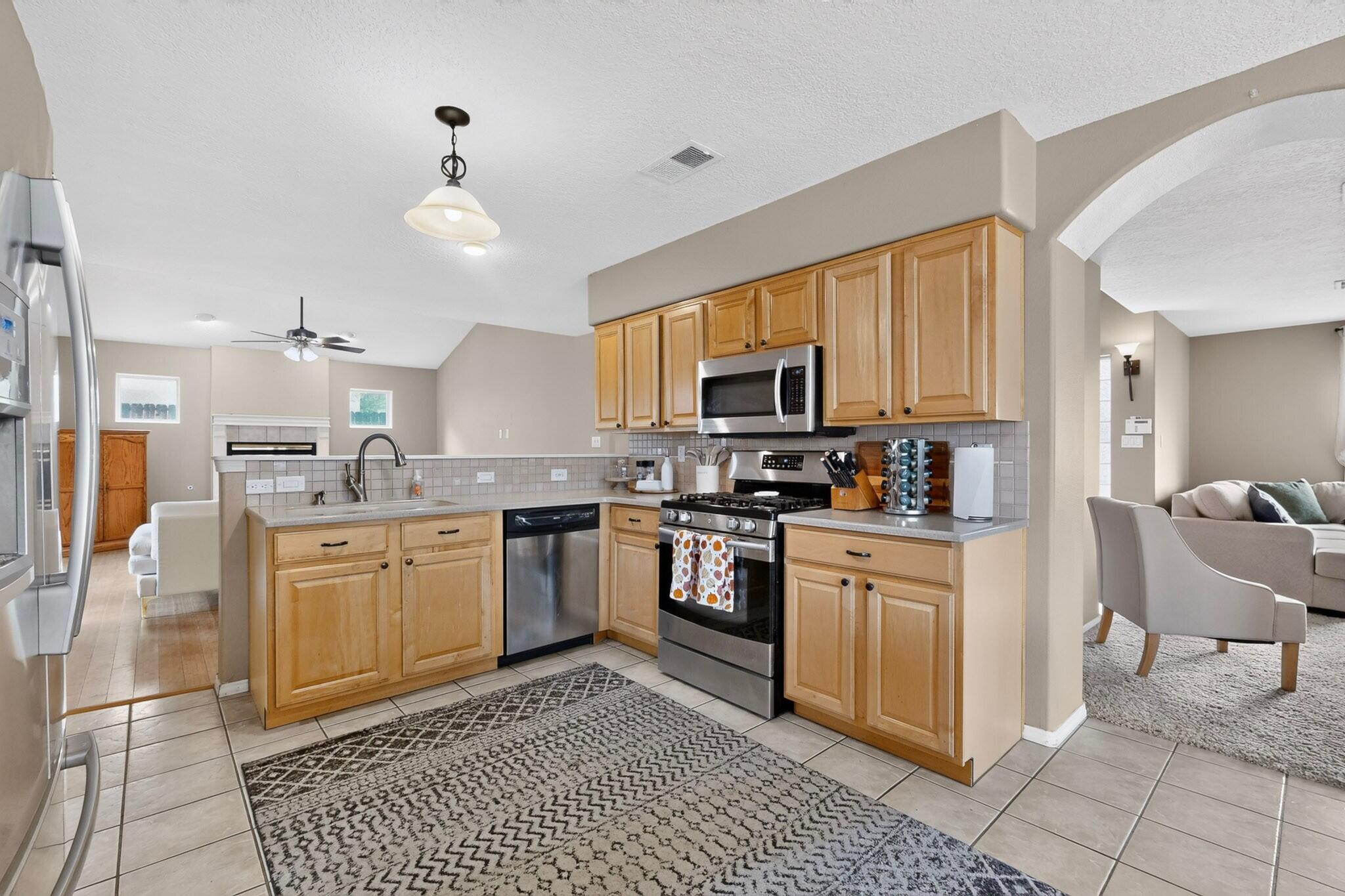 Photo 11 — 10201 Snowflake Court NW