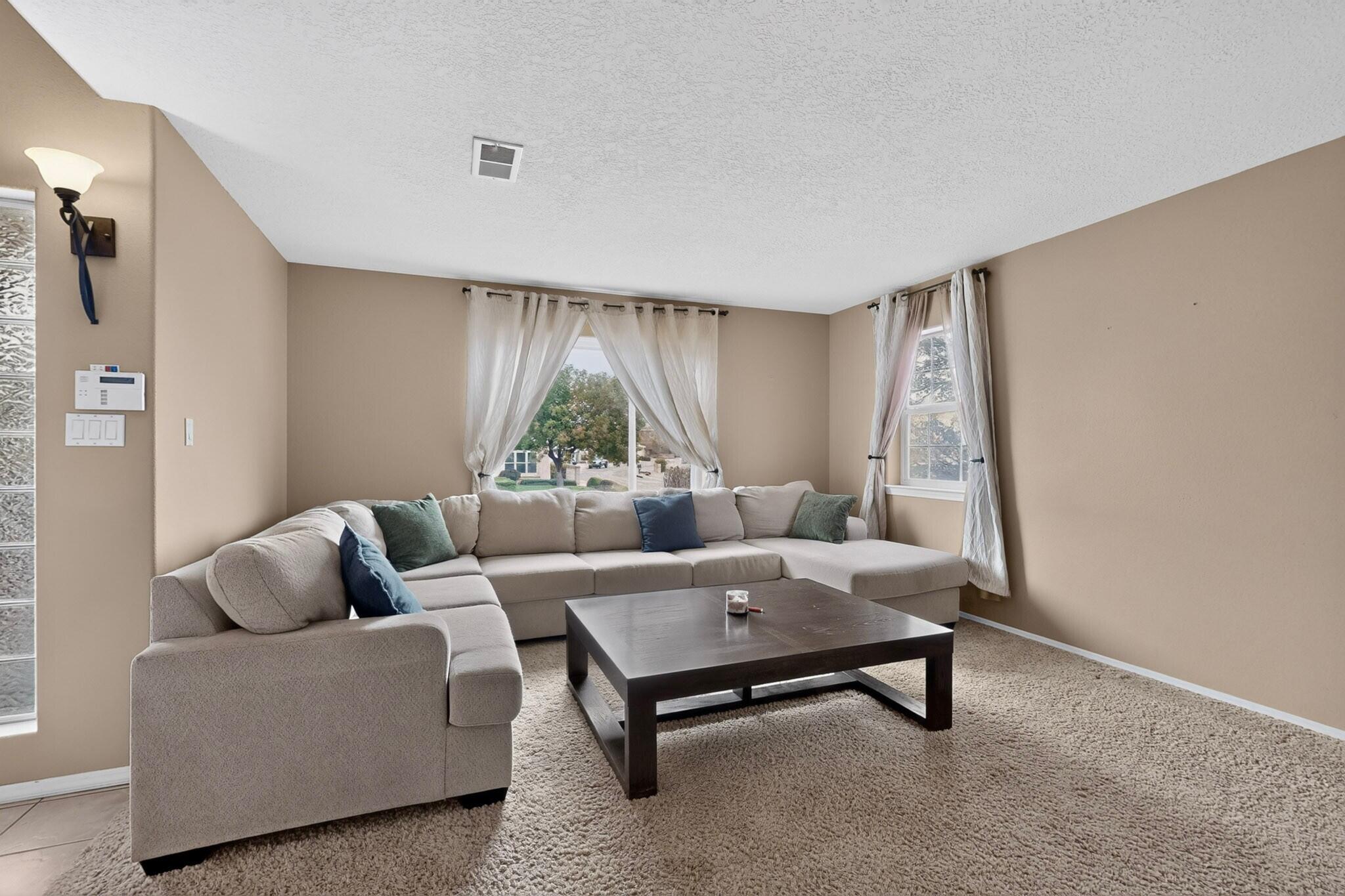 Photo 5 — 10201 Snowflake Court NW
