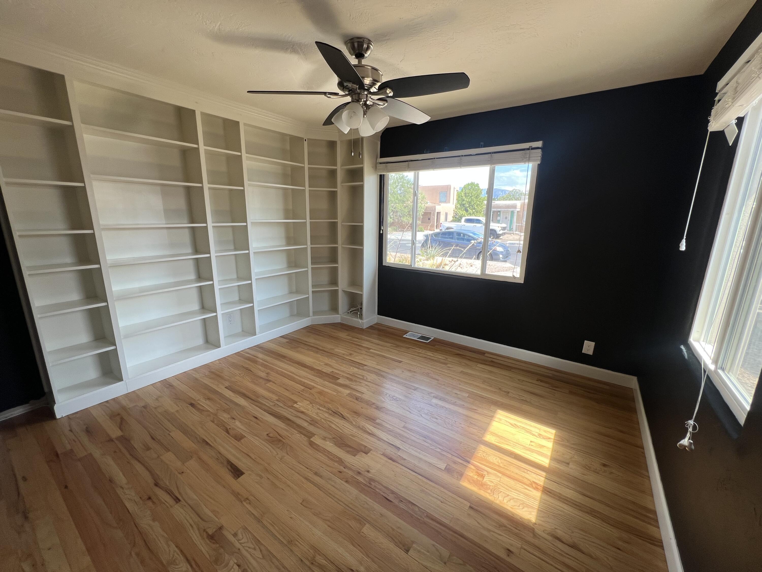 Photo 12 — 629 Monroe Street SE