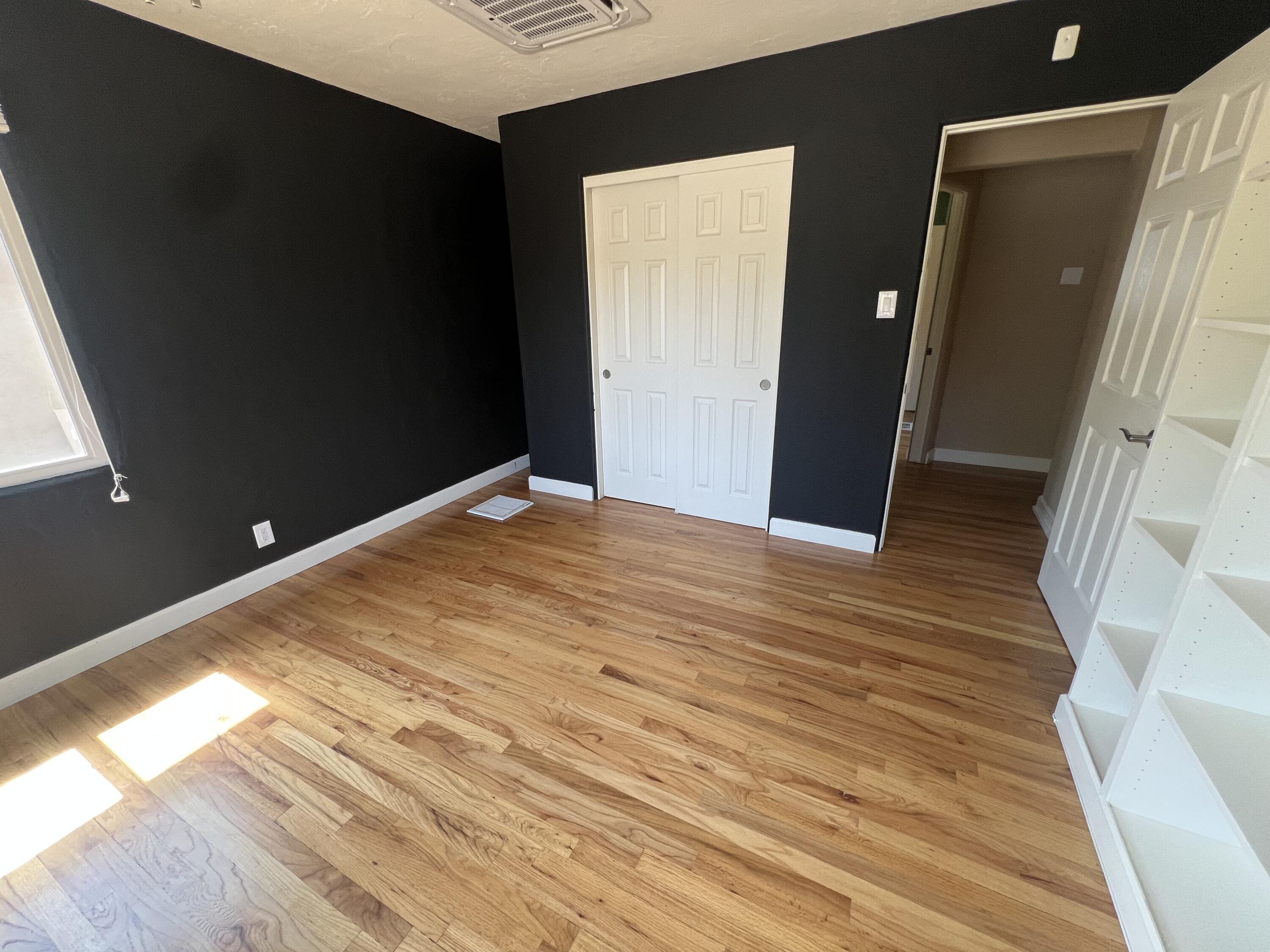Photo 16 — 629 Monroe Street SE