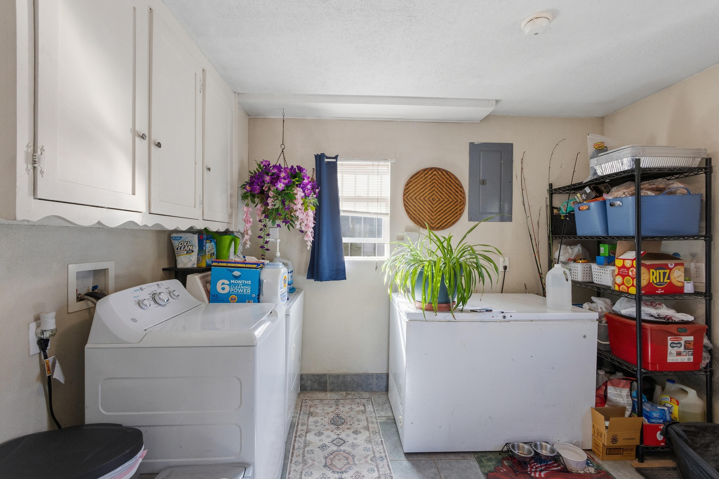 Photo 4 — 6501 Churchill Road SW