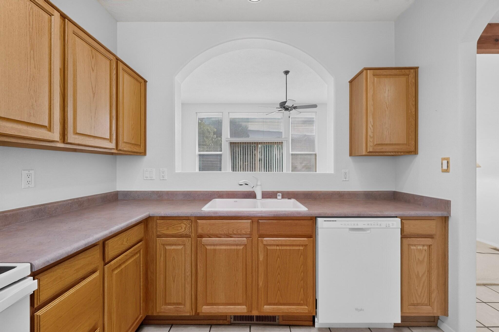 Photo 17 — 12704 Colony Place NE