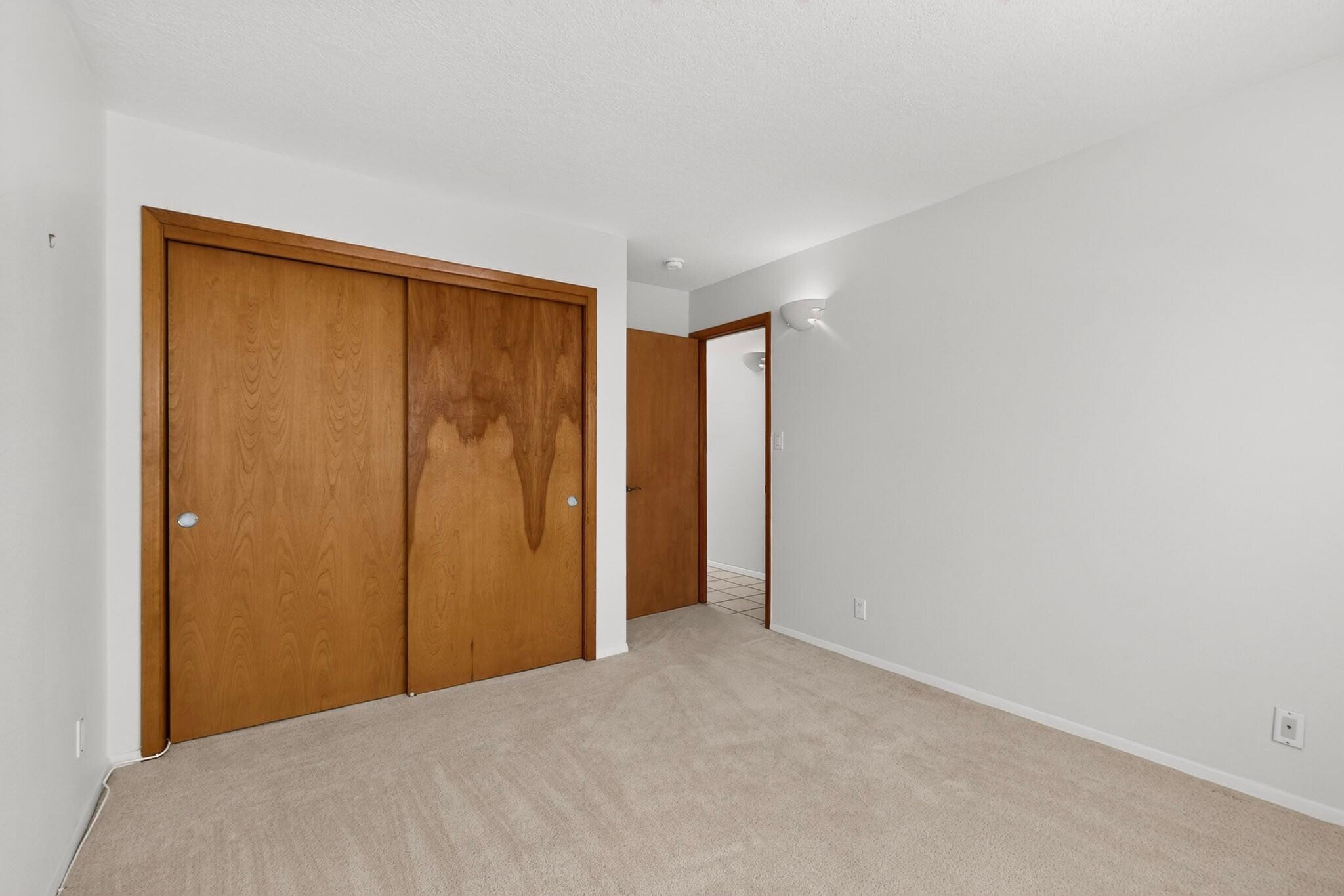 Photo 8 — 12704 Colony Place NE