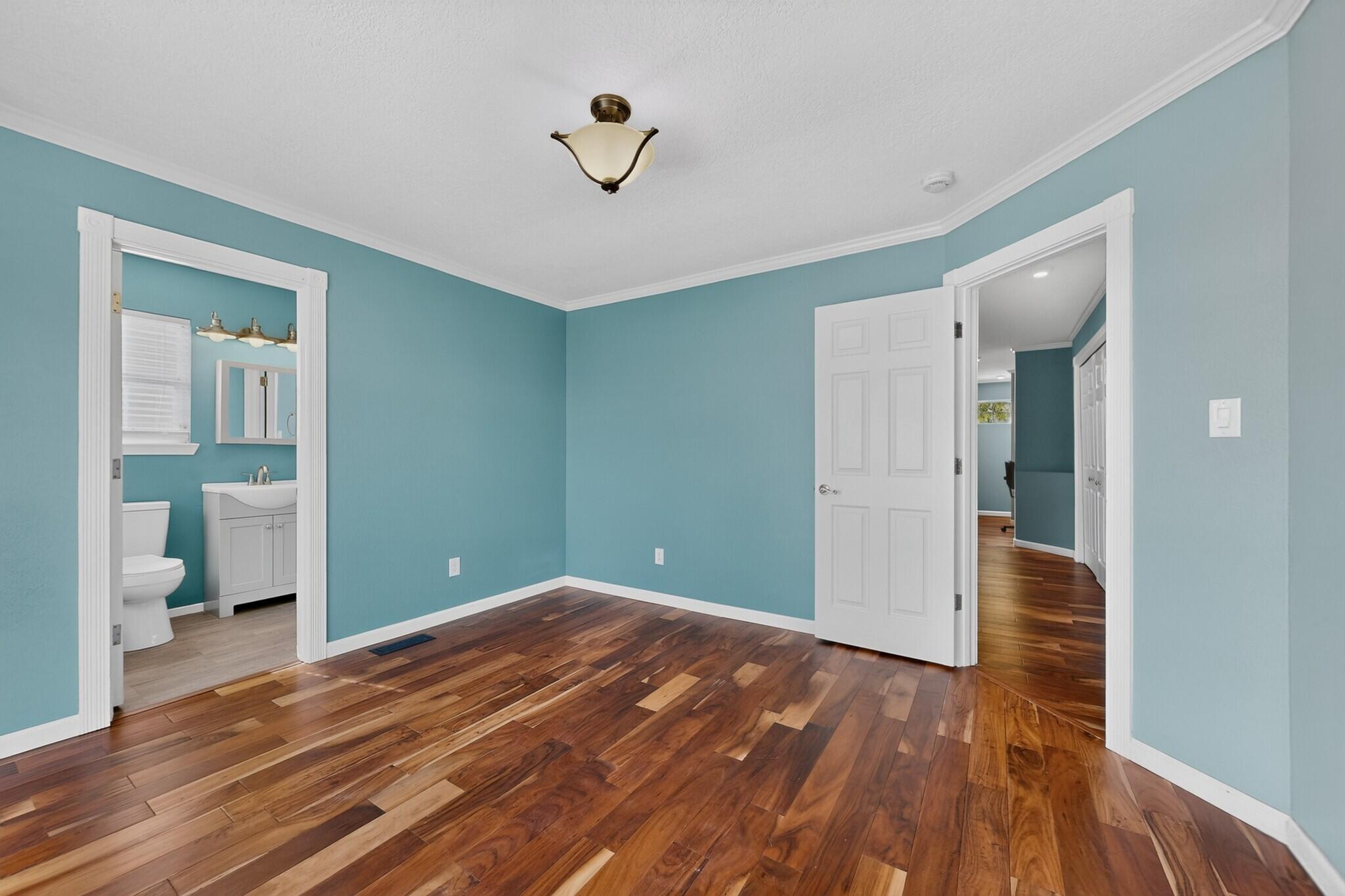 Photo 15 — 5008 Serena Circle NE