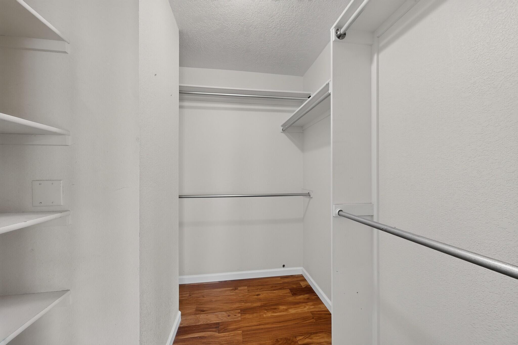 Photo 11 — 5008 Serena Circle NE