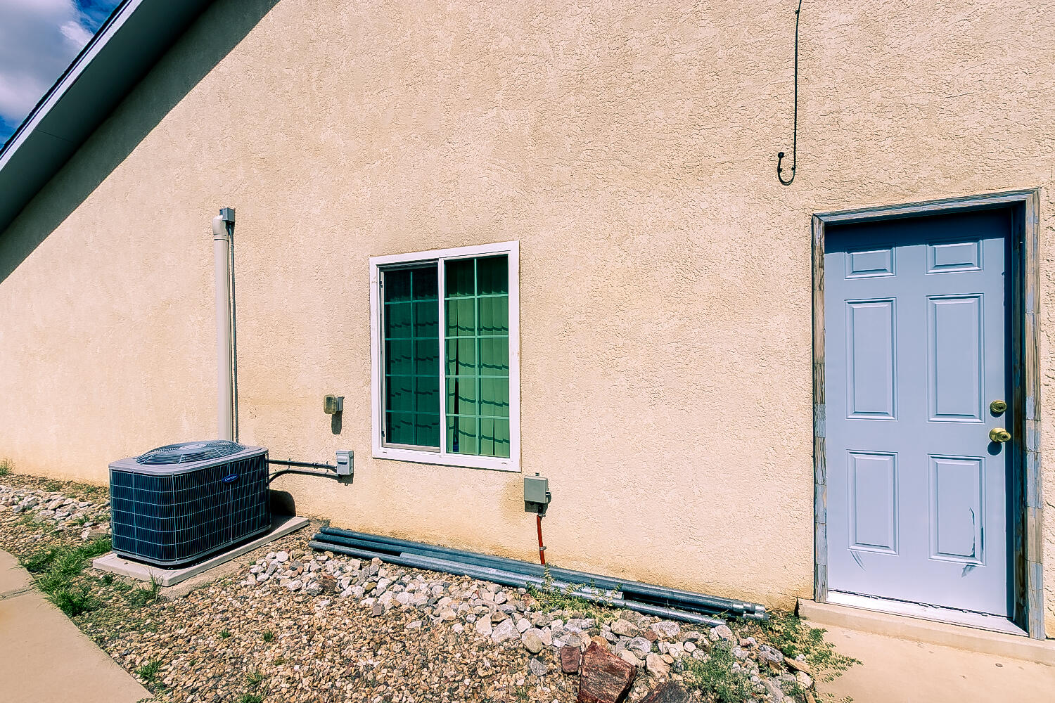 Photo 11 — 701 Chaps Road SE