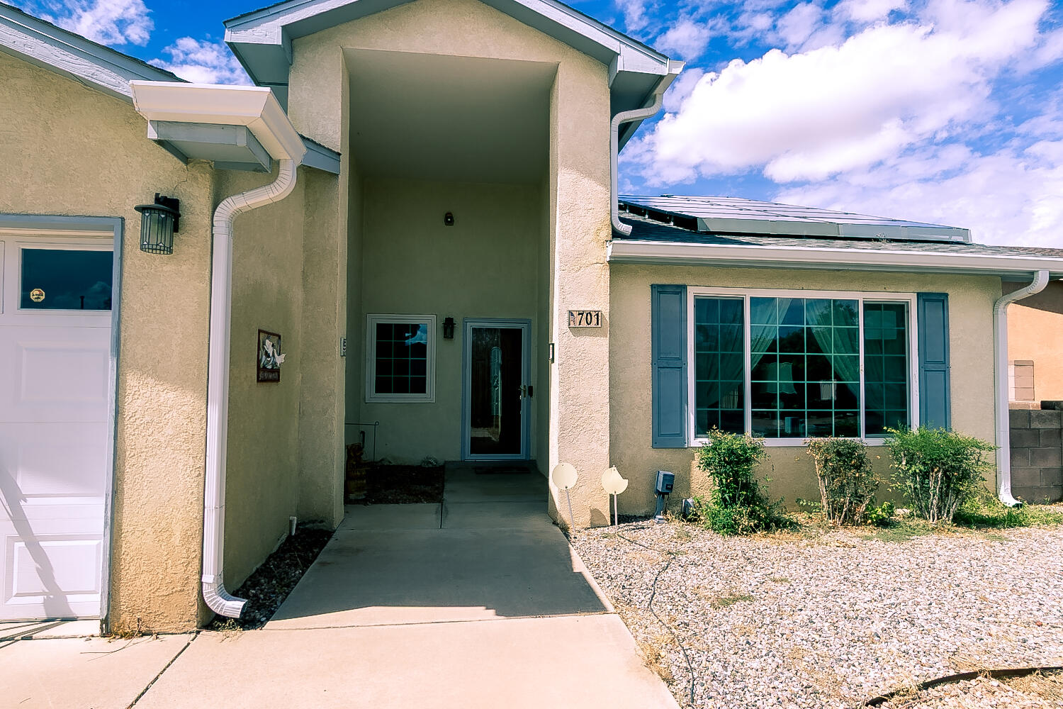 Photo 8 — 701 Chaps Road SE