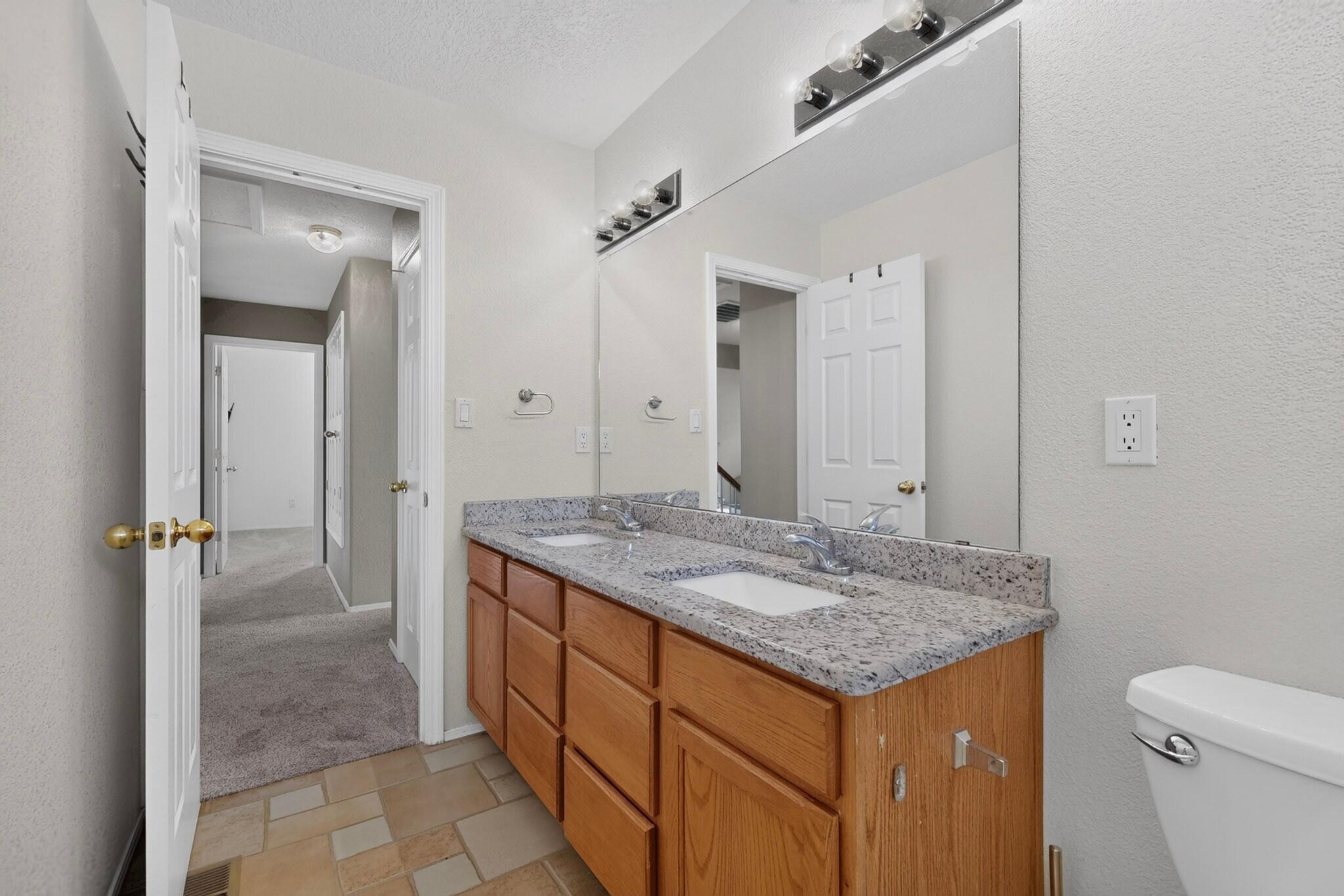 Photo 19 — 9800 Sierra Morena Street NW