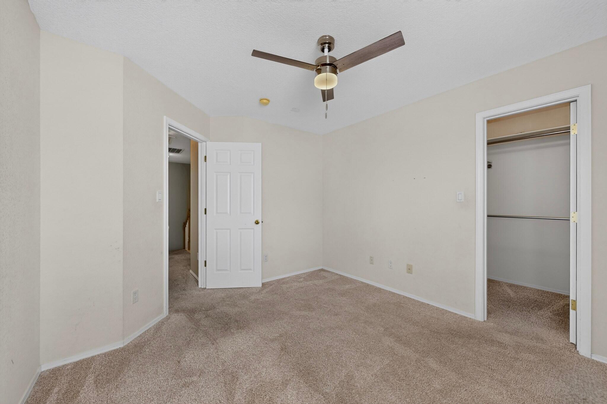 Photo 18 — 9800 Sierra Morena Street NW