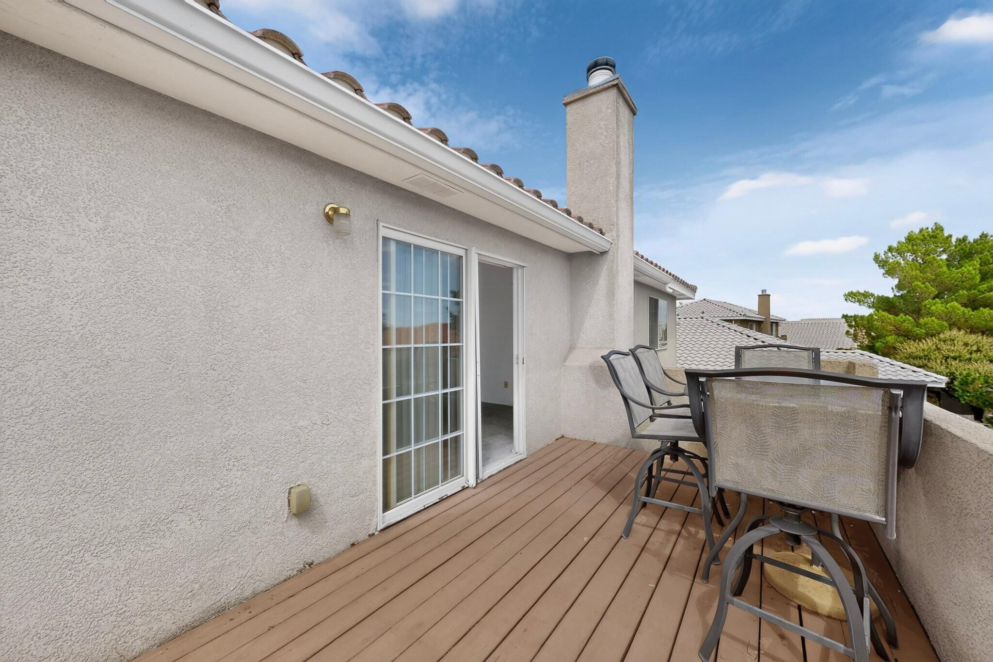 Photo 14 — 9800 Sierra Morena Street NW