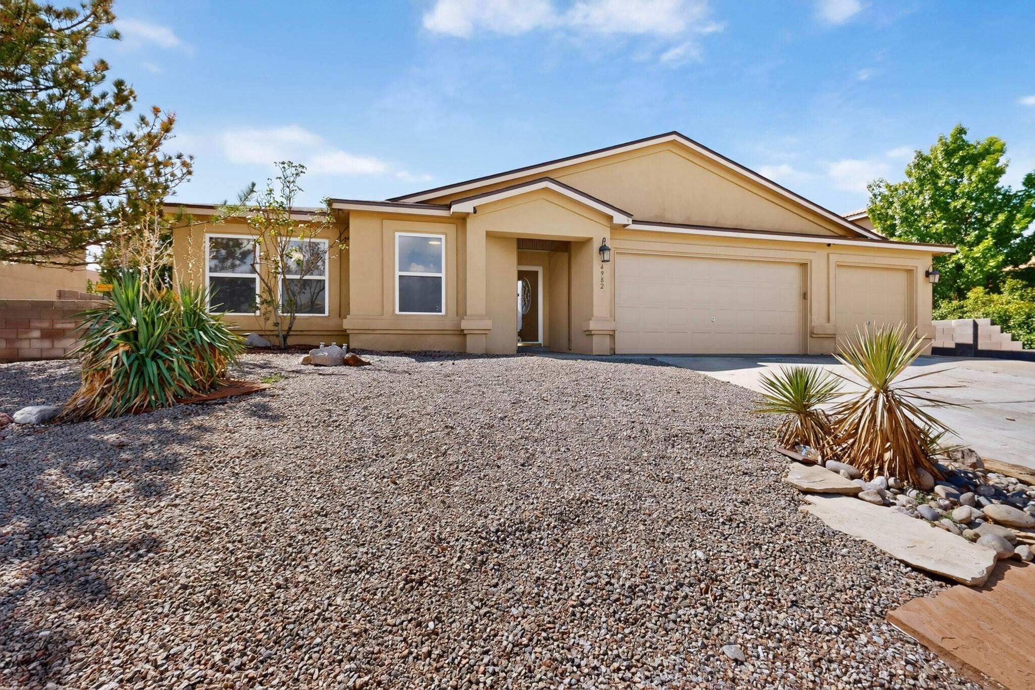 Photo 8 — 4982 Dream Dancer Drive NE