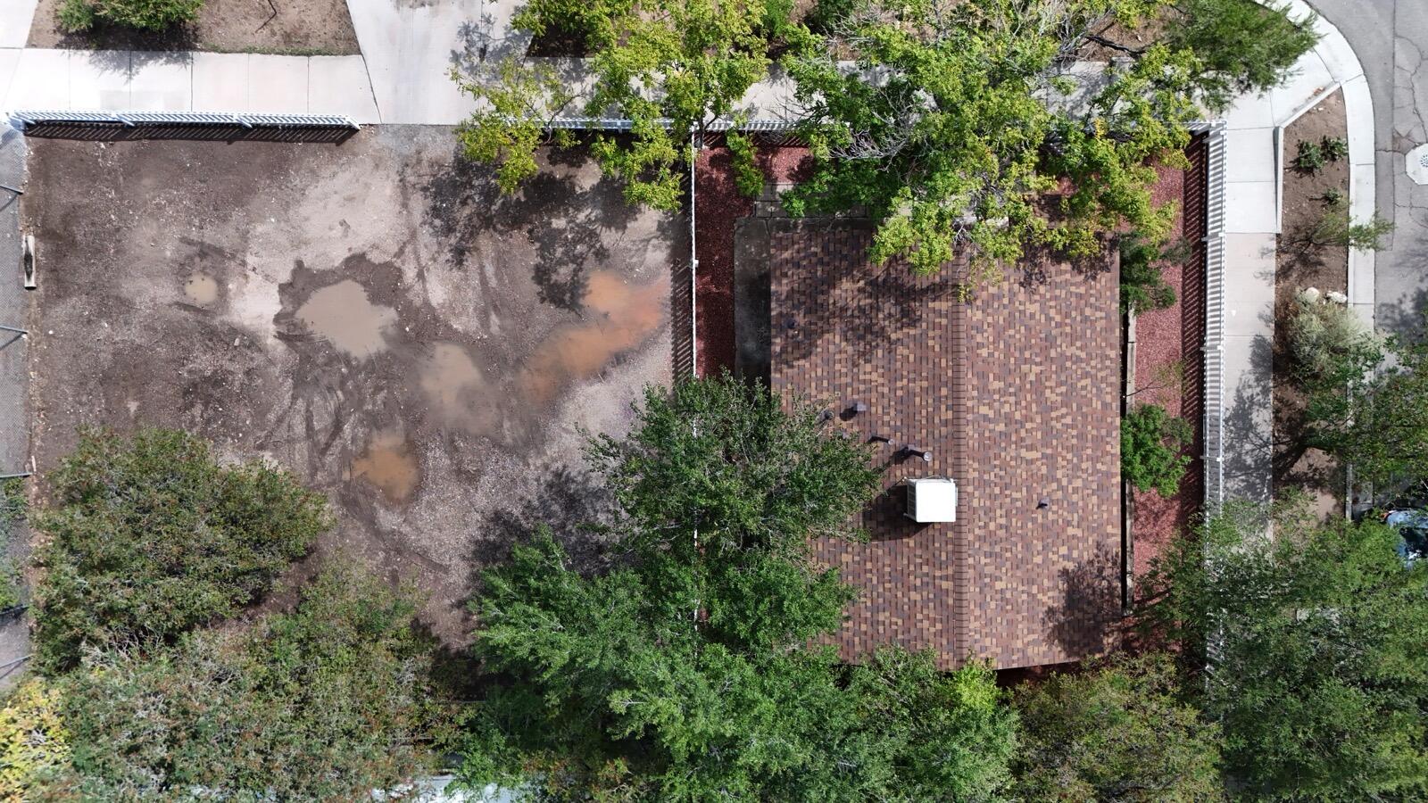 Photo 2 — 823 5th Street SW