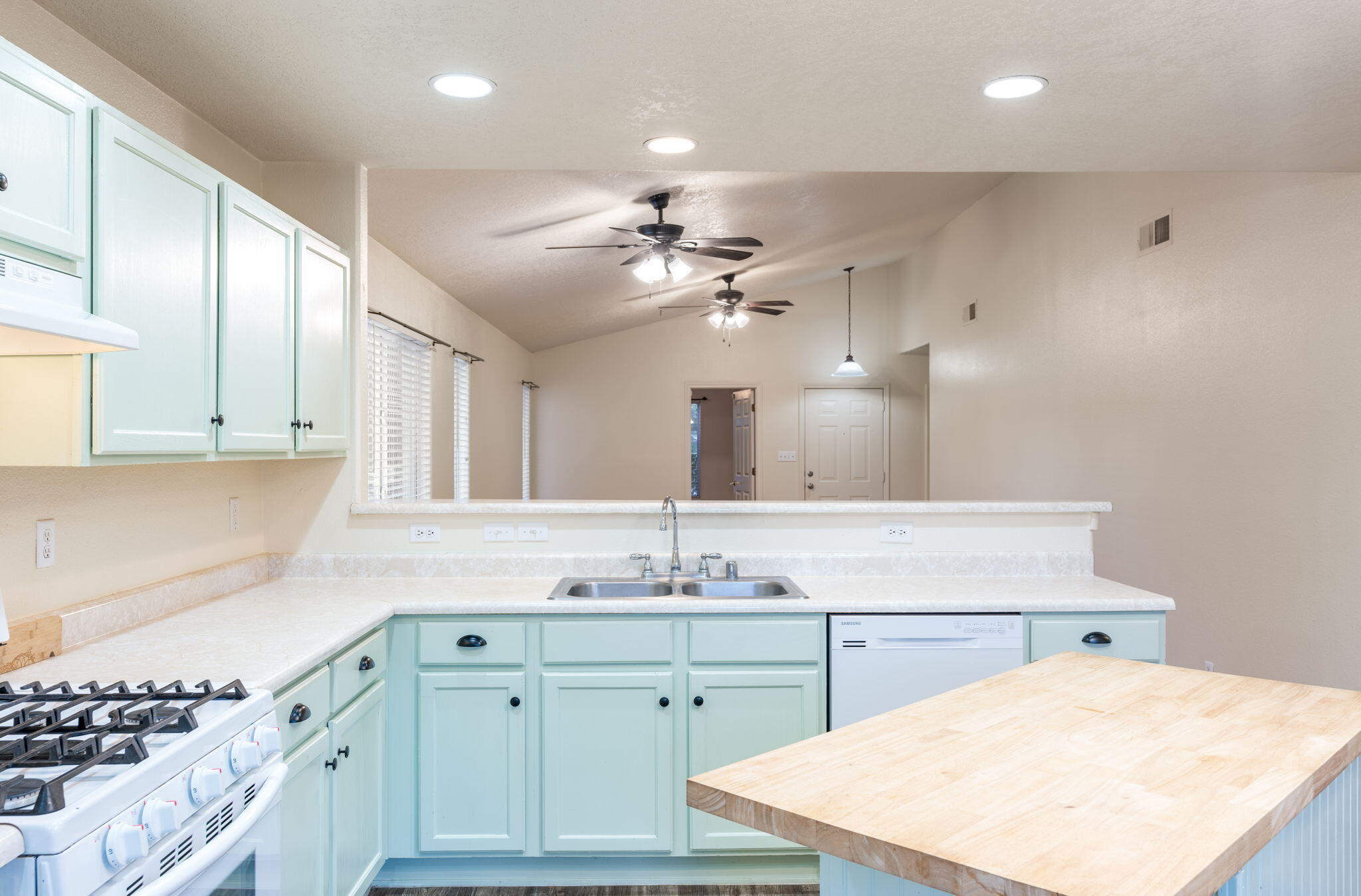 Photo 20 — 1336 Penasco Road NE