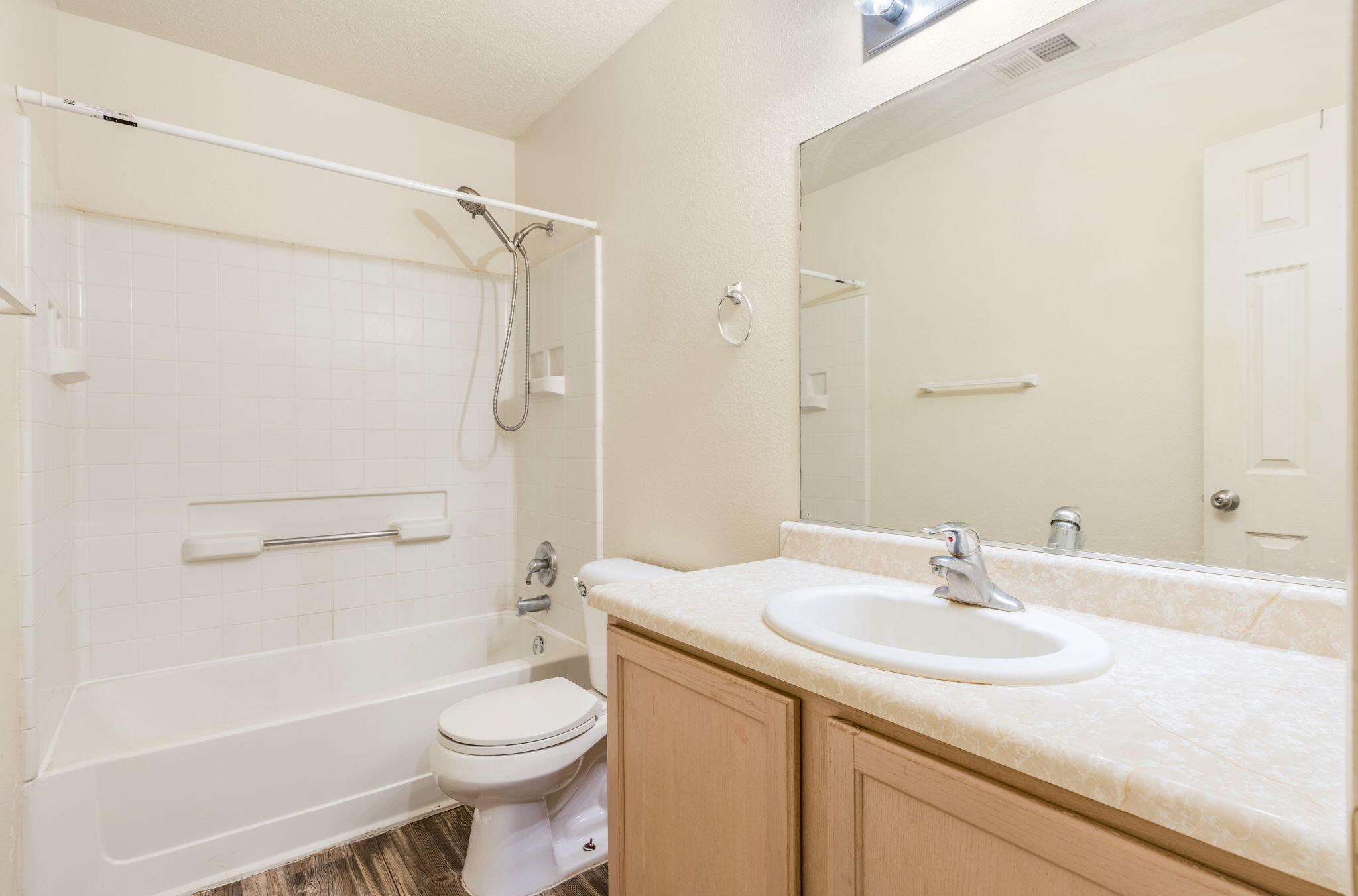 Photo 11 — 1336 Penasco Road NE
