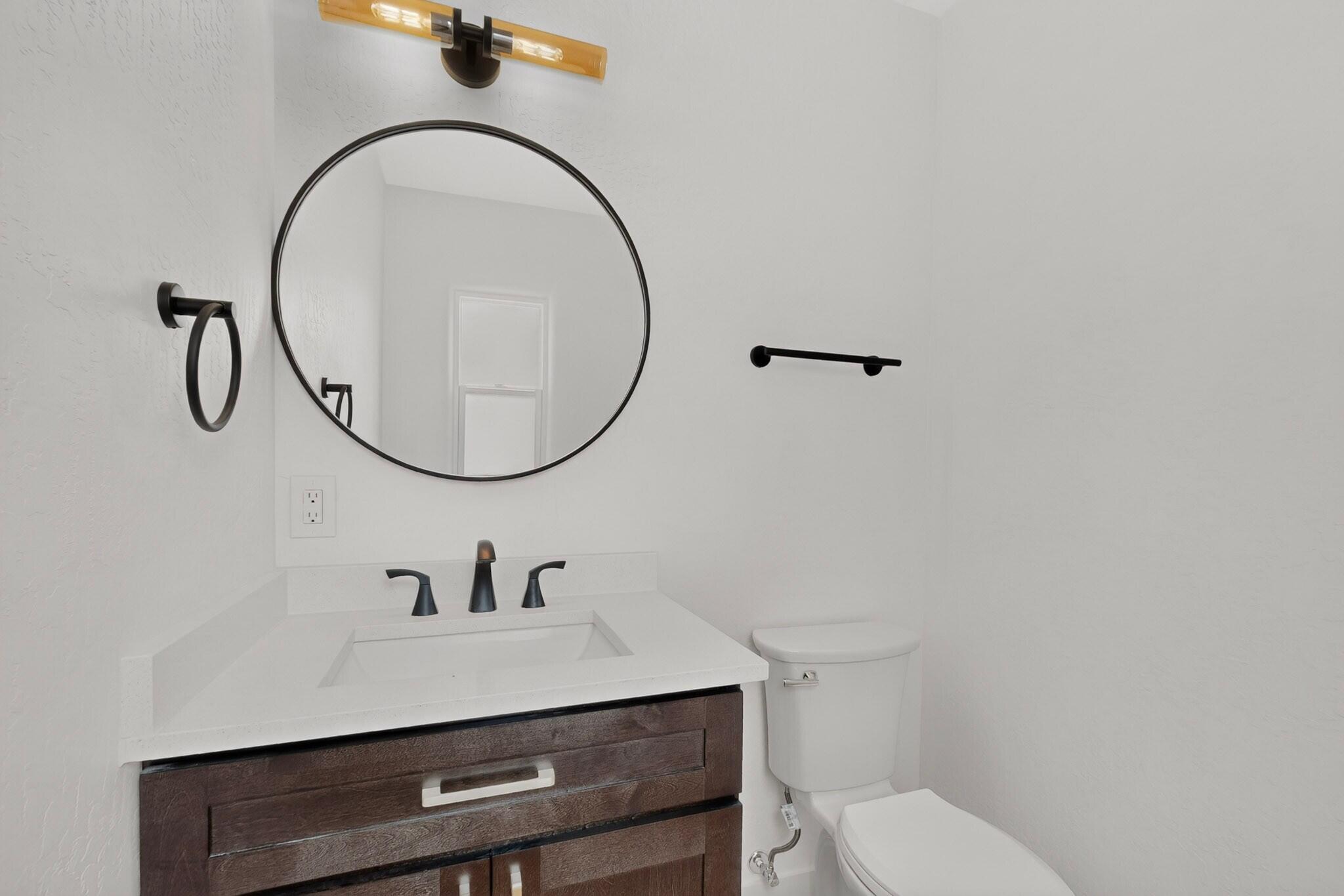 Photo 16 — 2817 Cardenas Drive NE