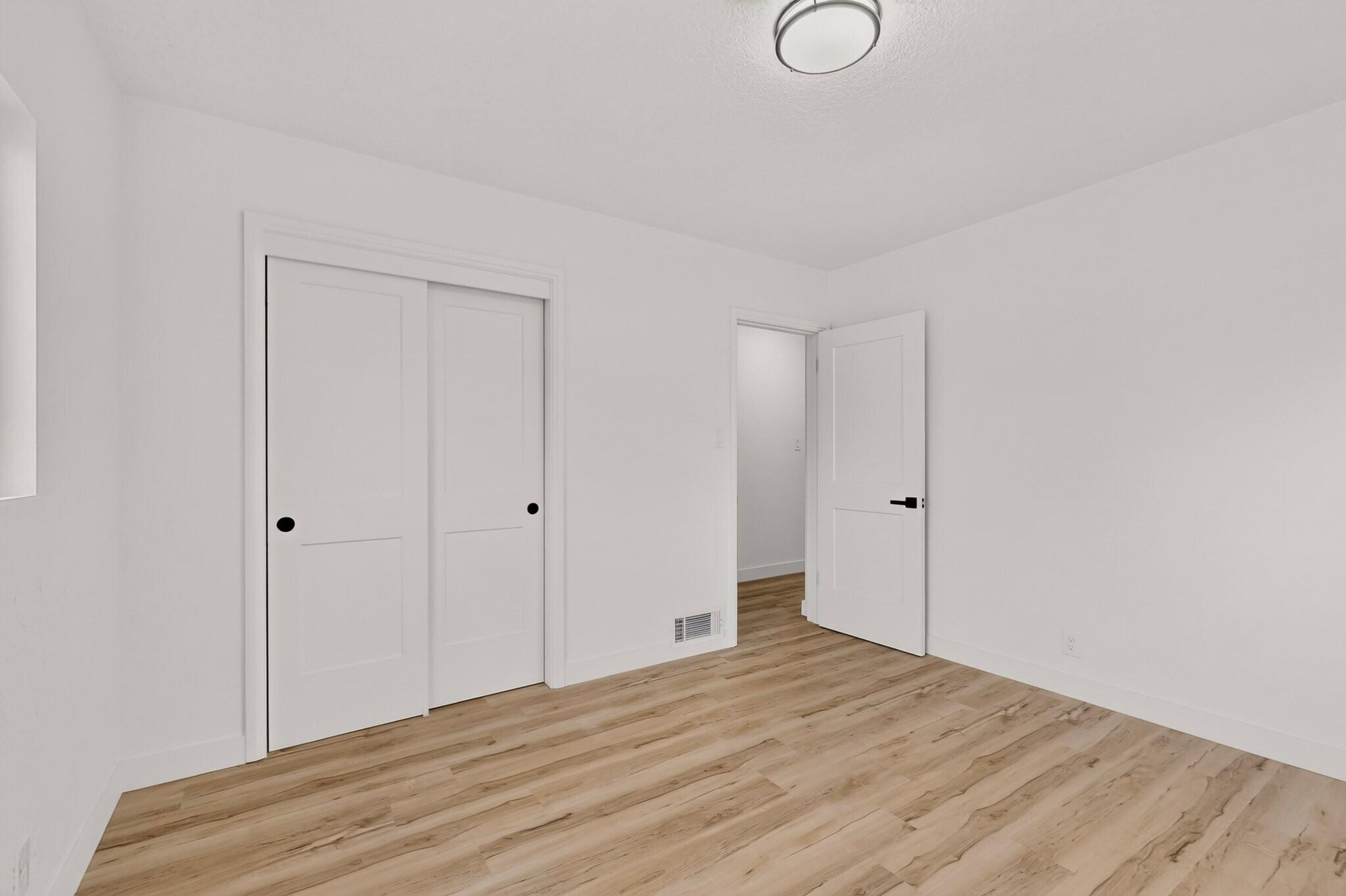 Photo 10 — 2817 Cardenas Drive NE