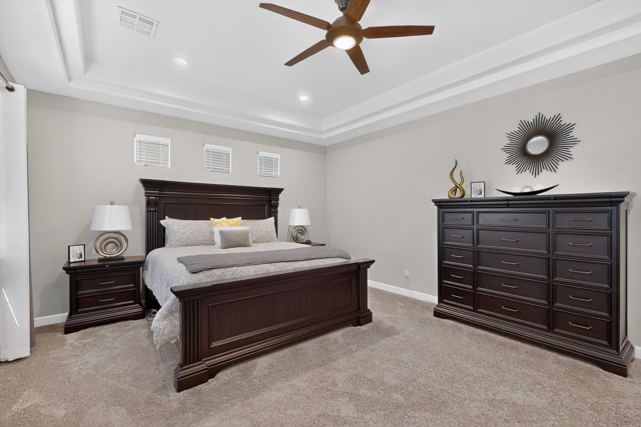 Photo 18 — 5801 Ridgeline Place NE