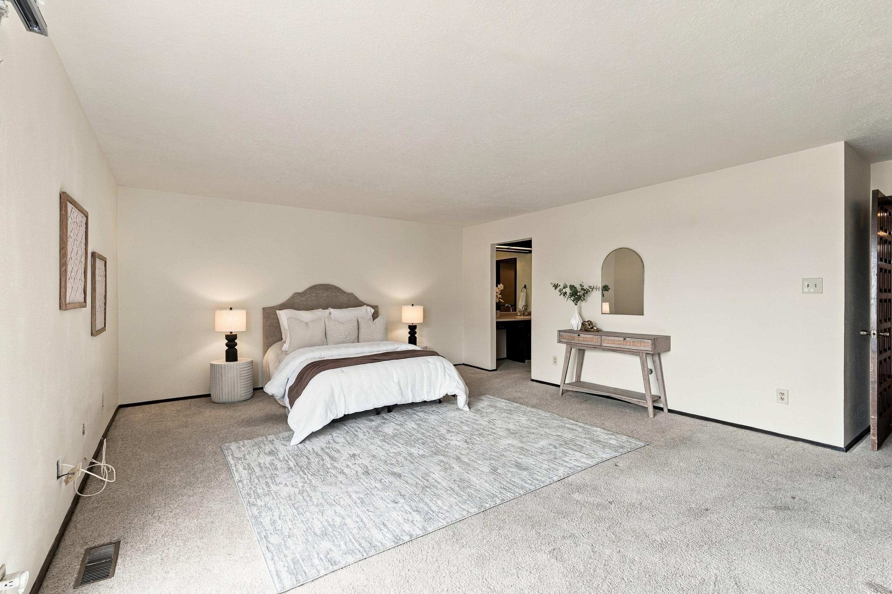Photo 20 — 3901 Embudito Drive NE