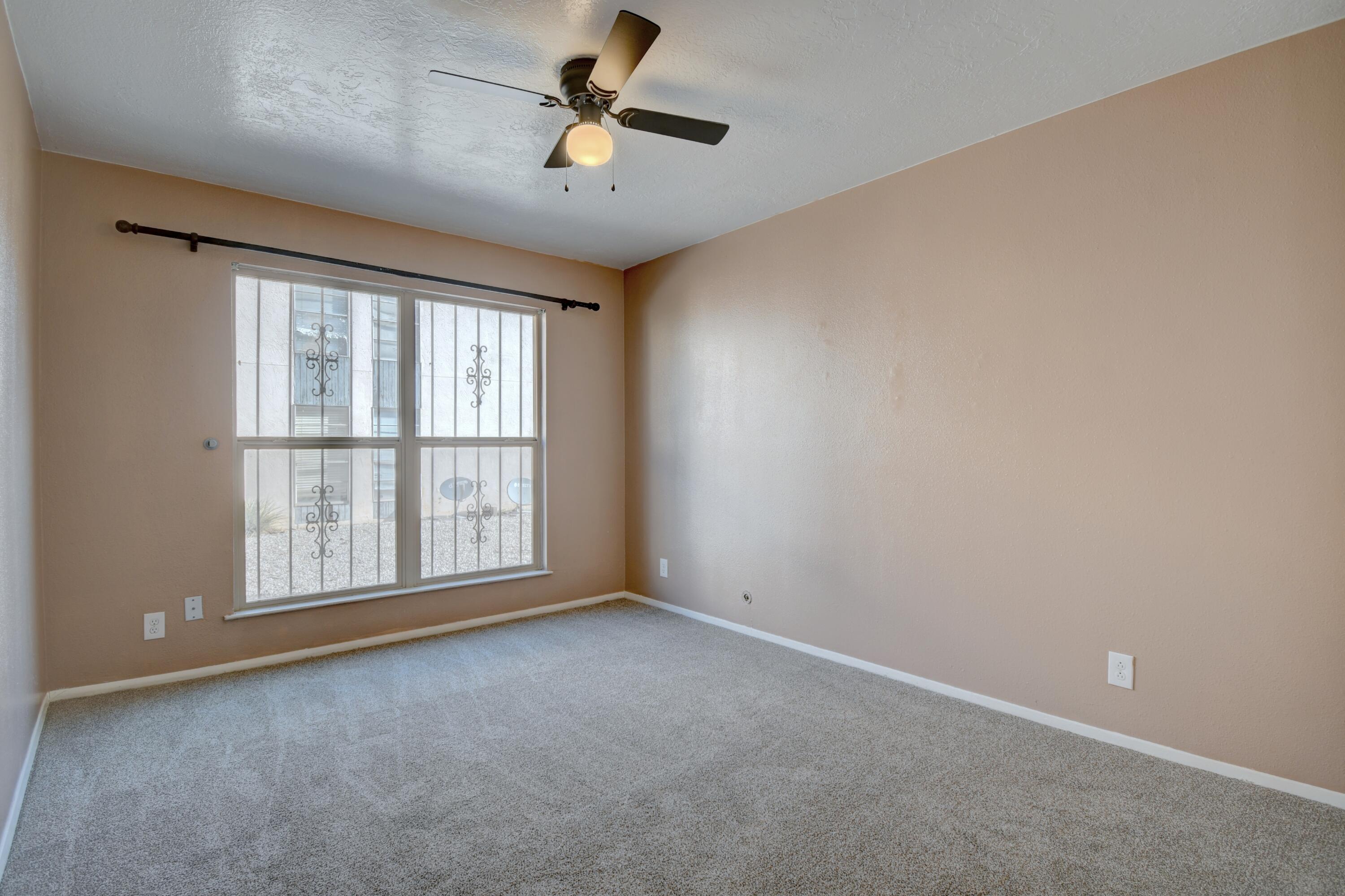 Photo 2 — 4601 Carlisle Boulevard NE APT A13