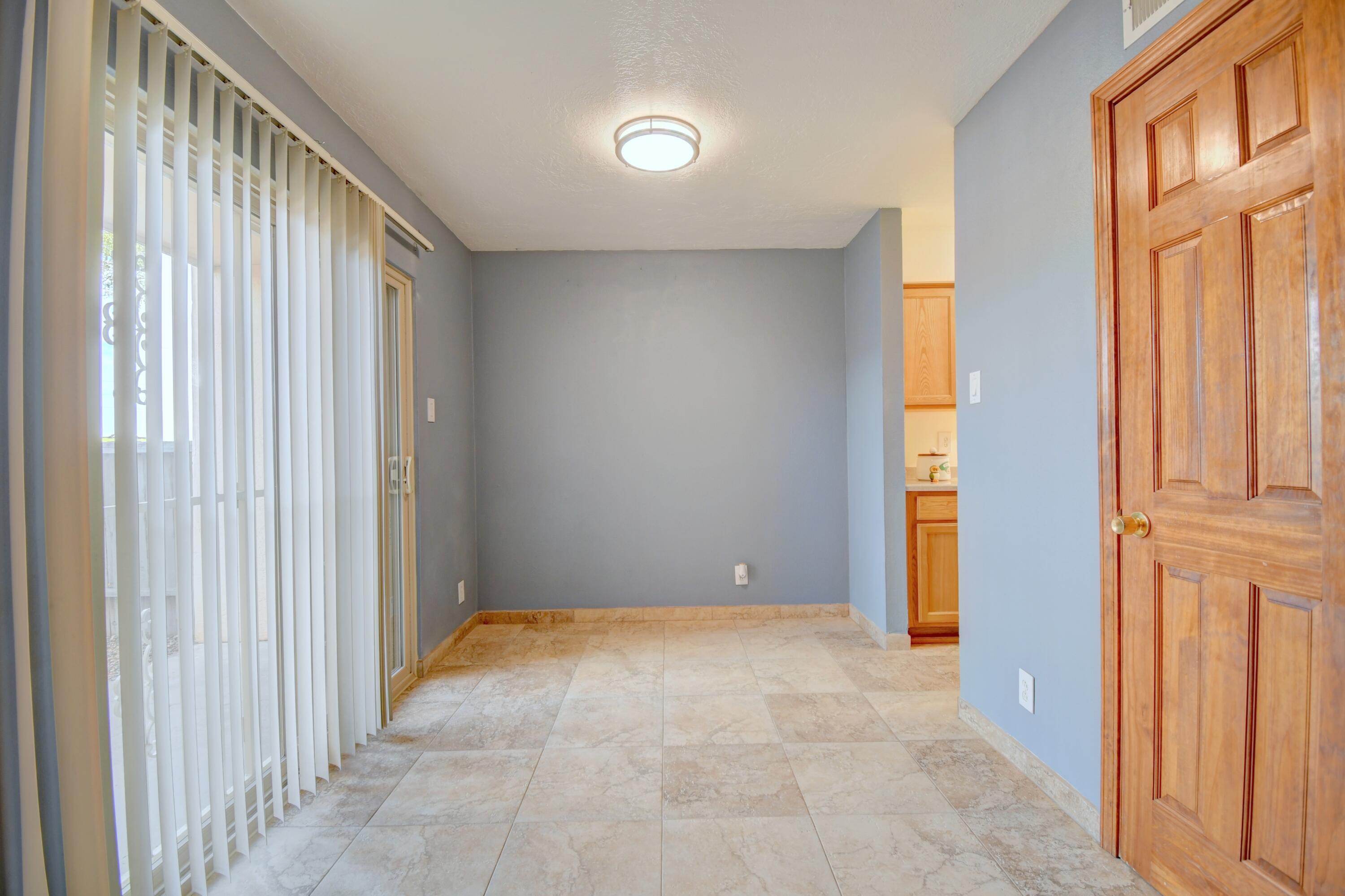 Photo 14 — 4601 Carlisle Boulevard NE APT A13