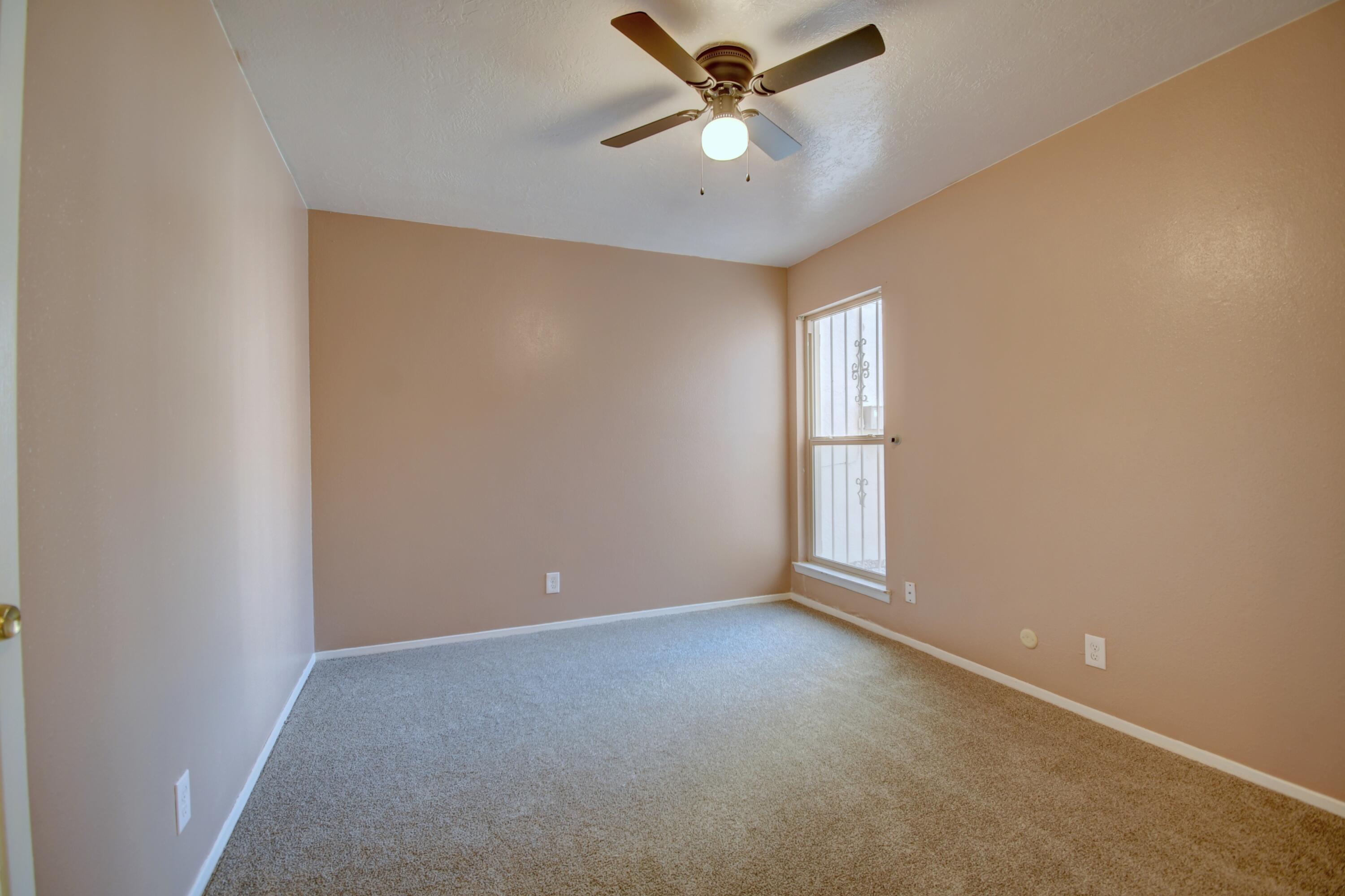 Photo 10 — 4601 Carlisle Boulevard NE APT A13