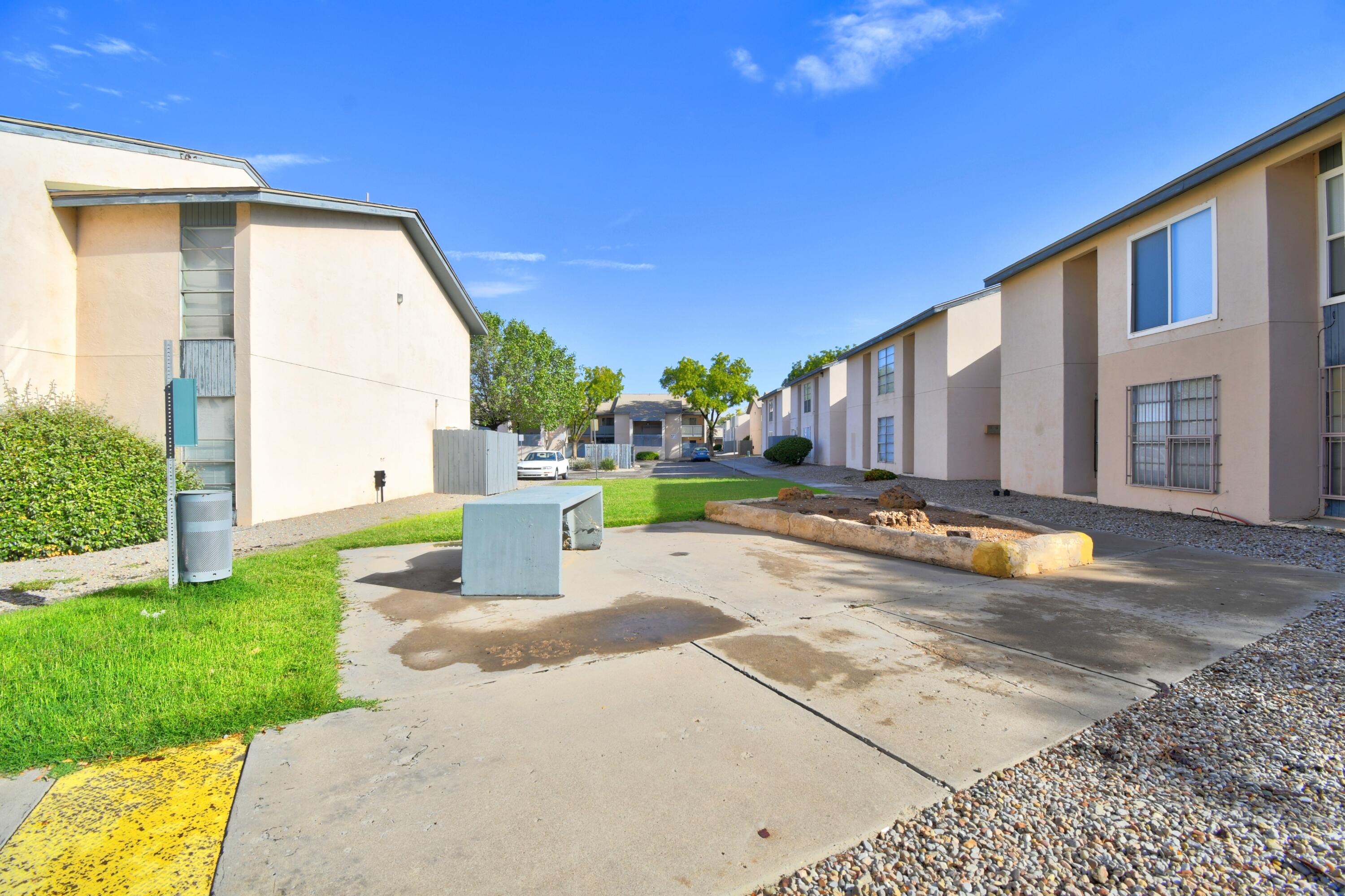 Photo 9 — 4601 Carlisle Boulevard NE APT A13