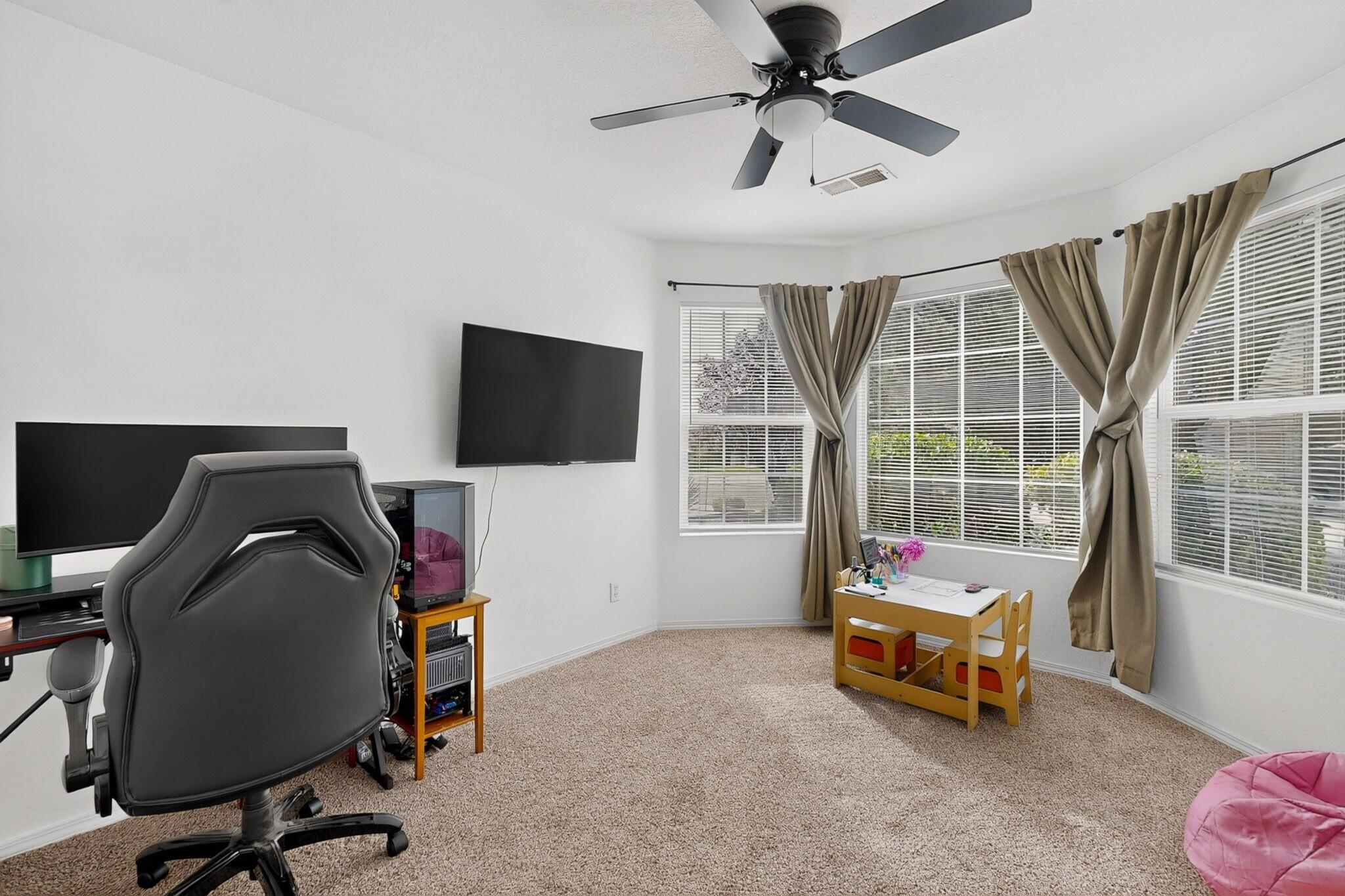 Photo 5 — 745 Morning Meadows Drive NE