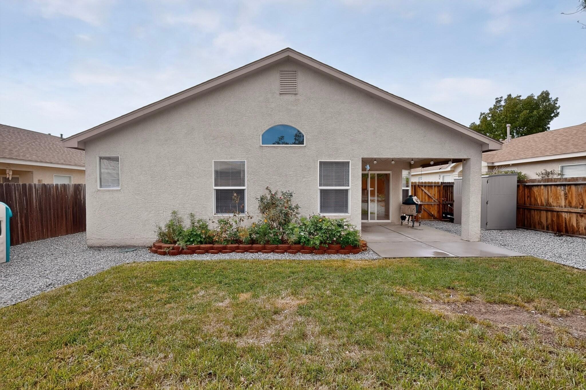 Photo 13 — 745 Morning Meadows Drive NE