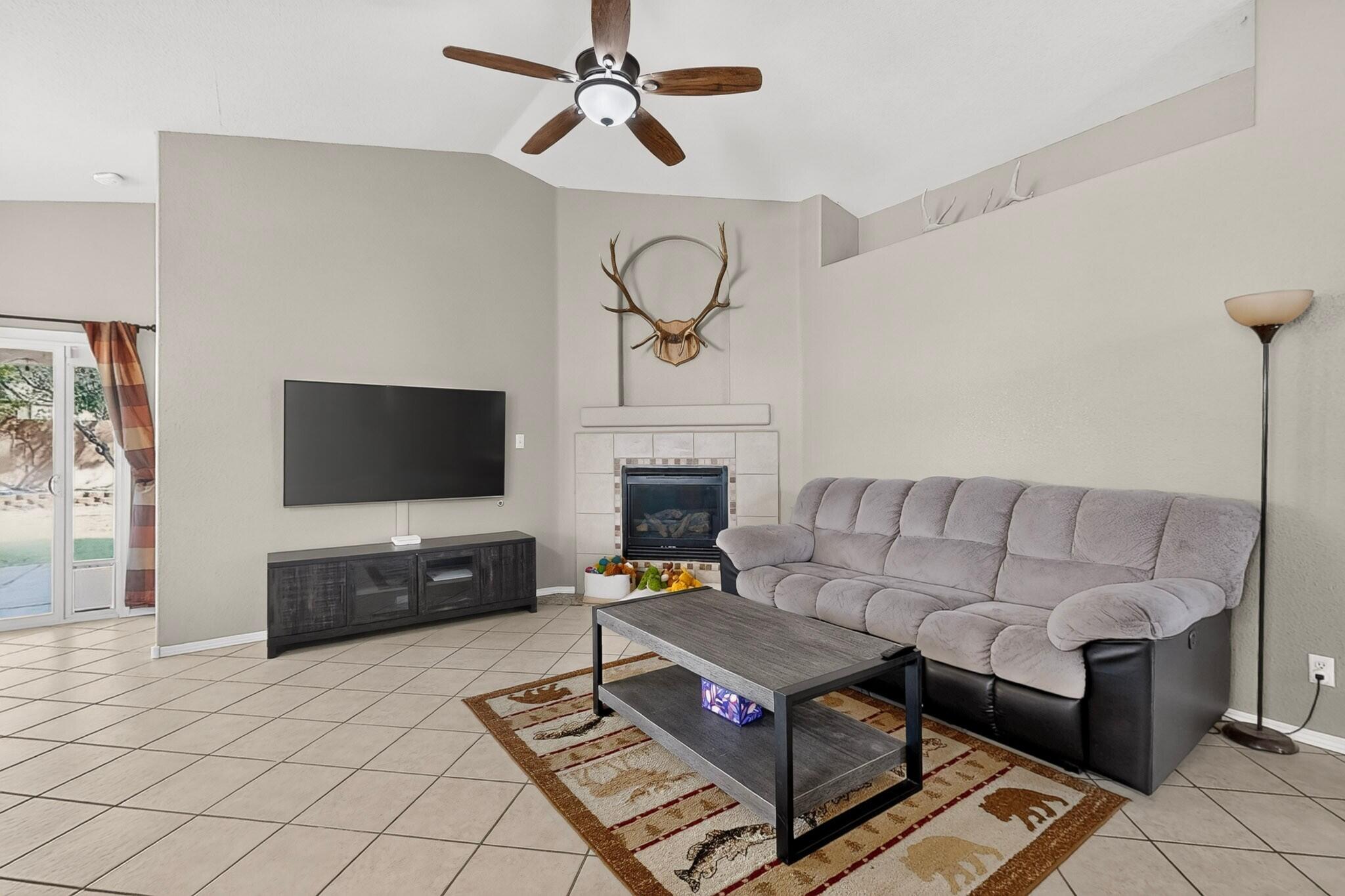 Photo 17 — 745 Morning Meadows Drive NE