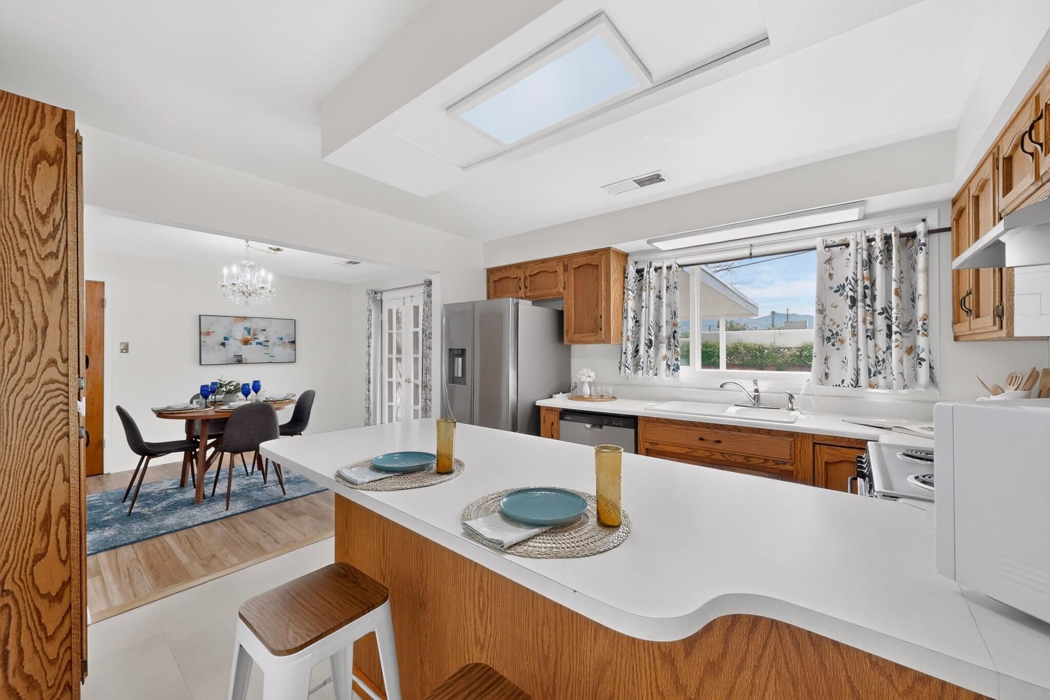 Photo 12 — 2420 Stevens Drive NE