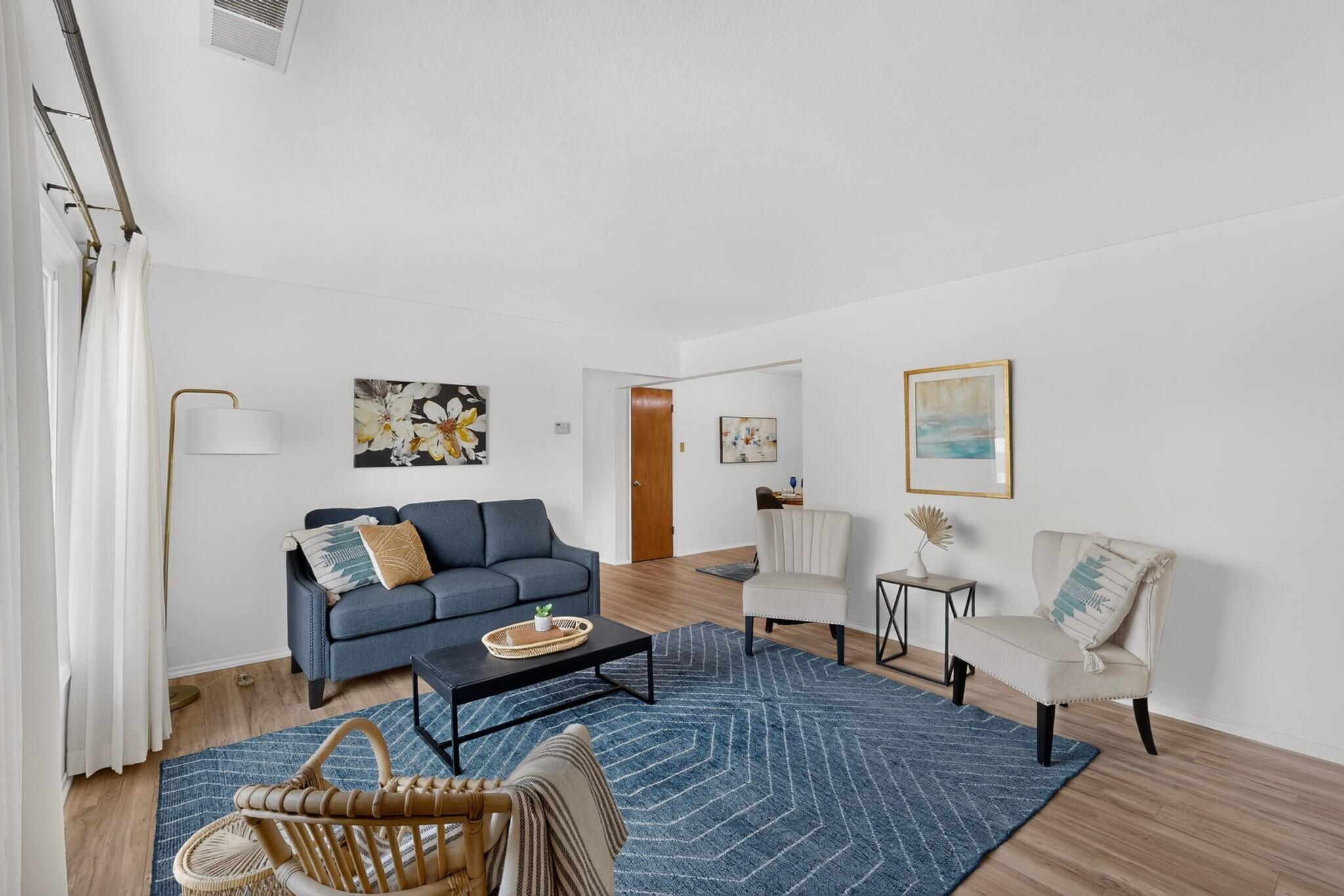 Photo 5 — 2420 Stevens Drive NE