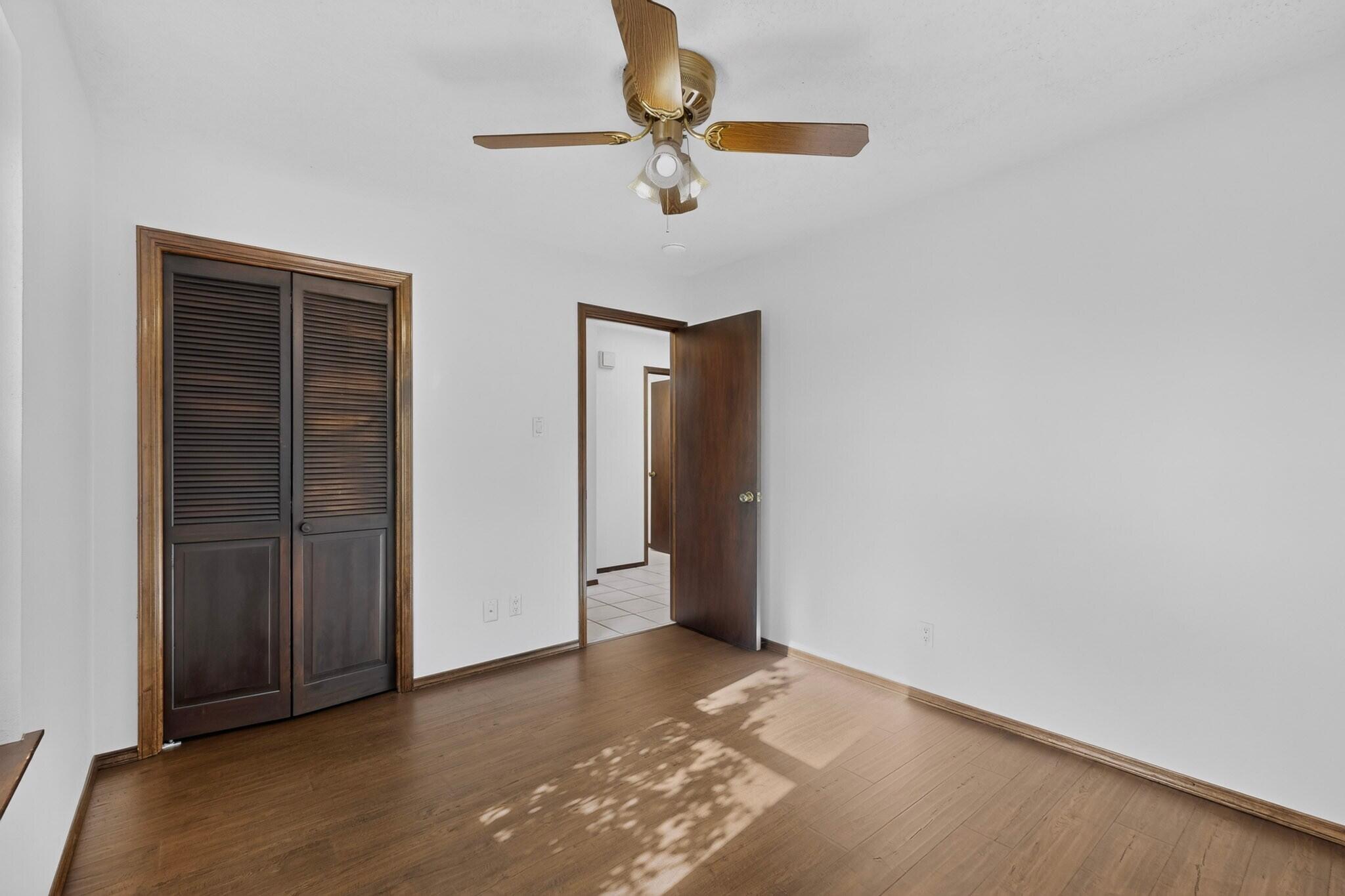 Photo 20 — 12208 Lexington Avenue NE