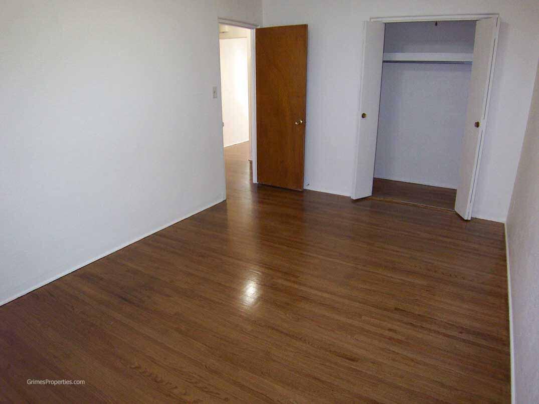 Photo 10 — 620 San Pedro Drive SE
