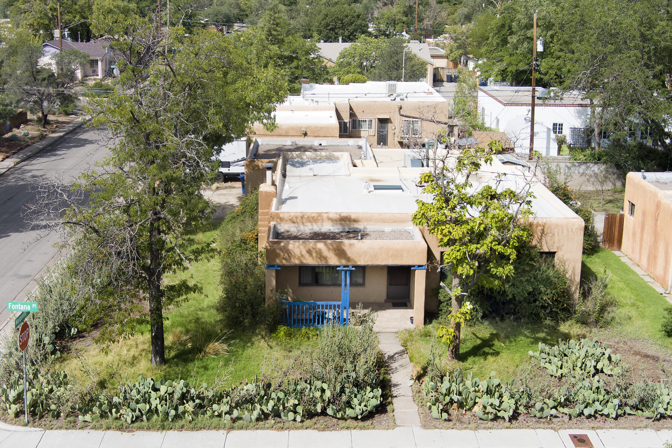Photo 4 — 401 Fontana Place NE