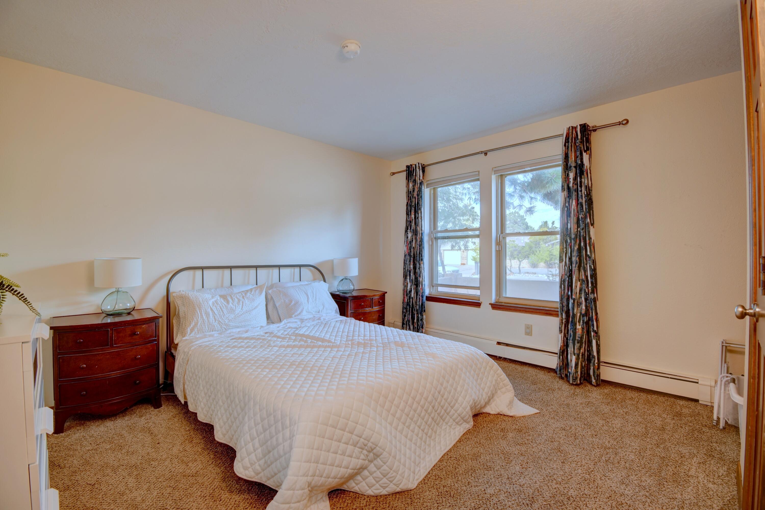 Photo 20 — 5613 Cometa Court NE