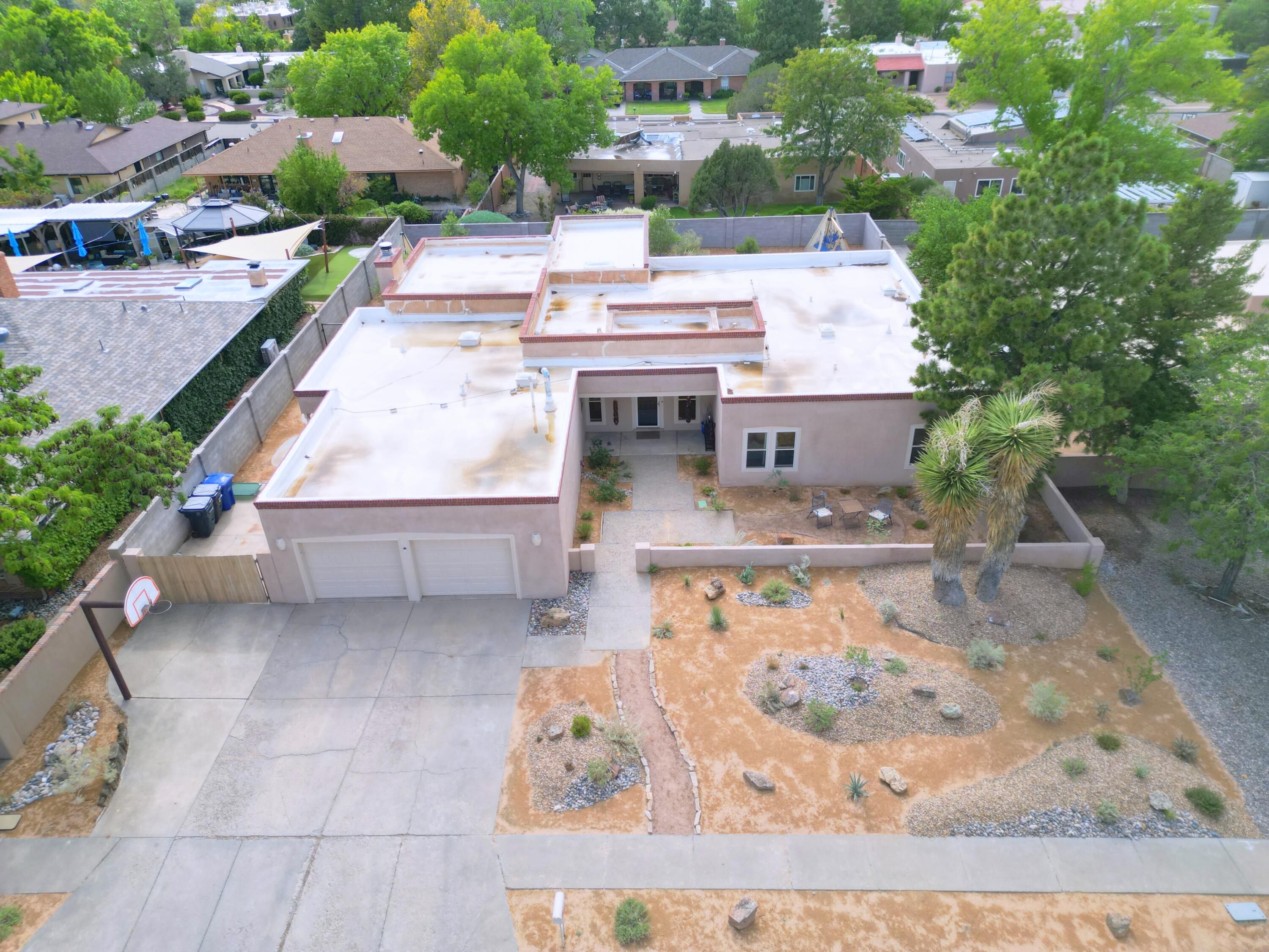 Photo 19 — 5613 Cometa Court NE