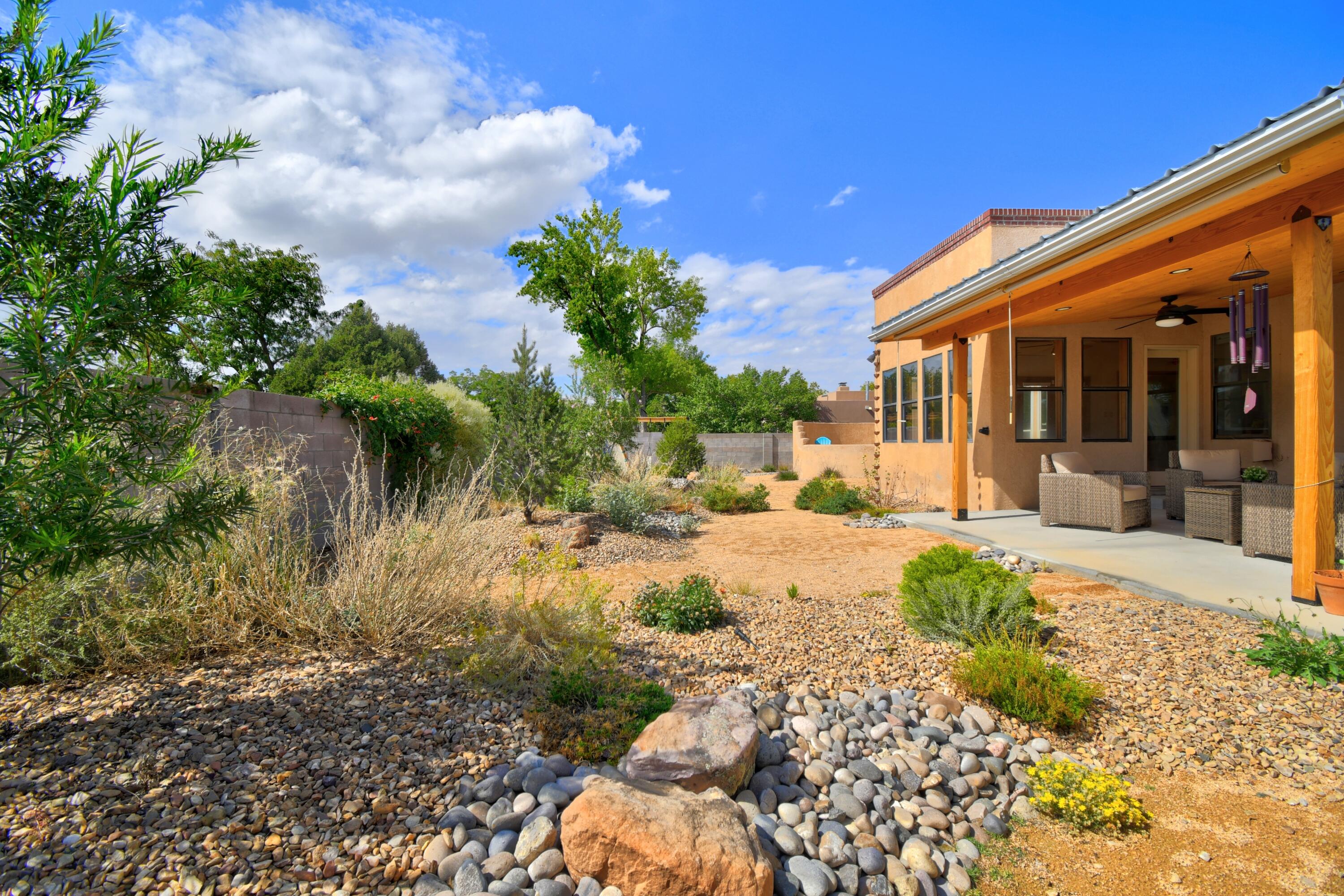 Photo 12 — 5613 Cometa Court NE
