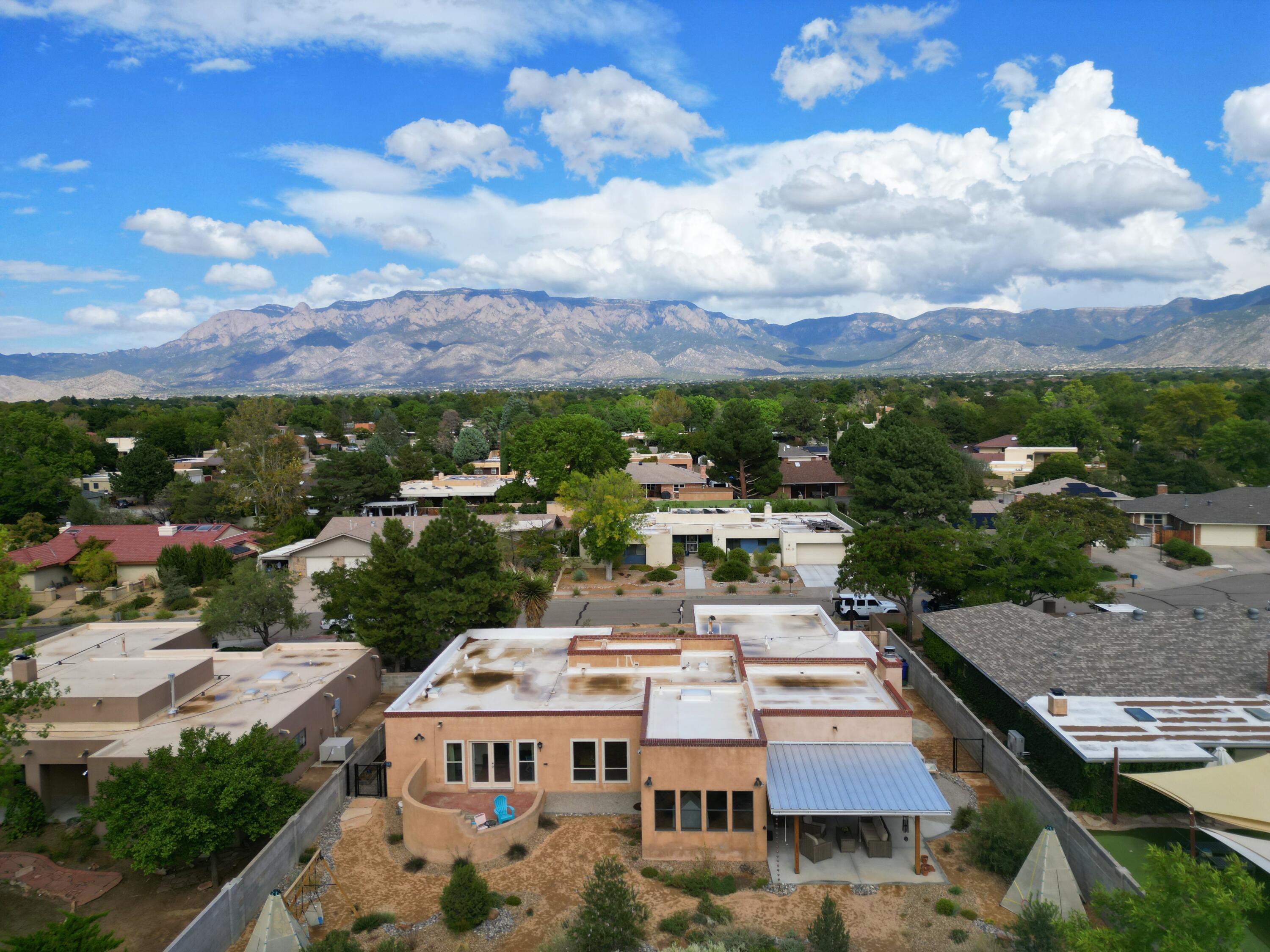 Photo 6 — 5613 Cometa Court NE