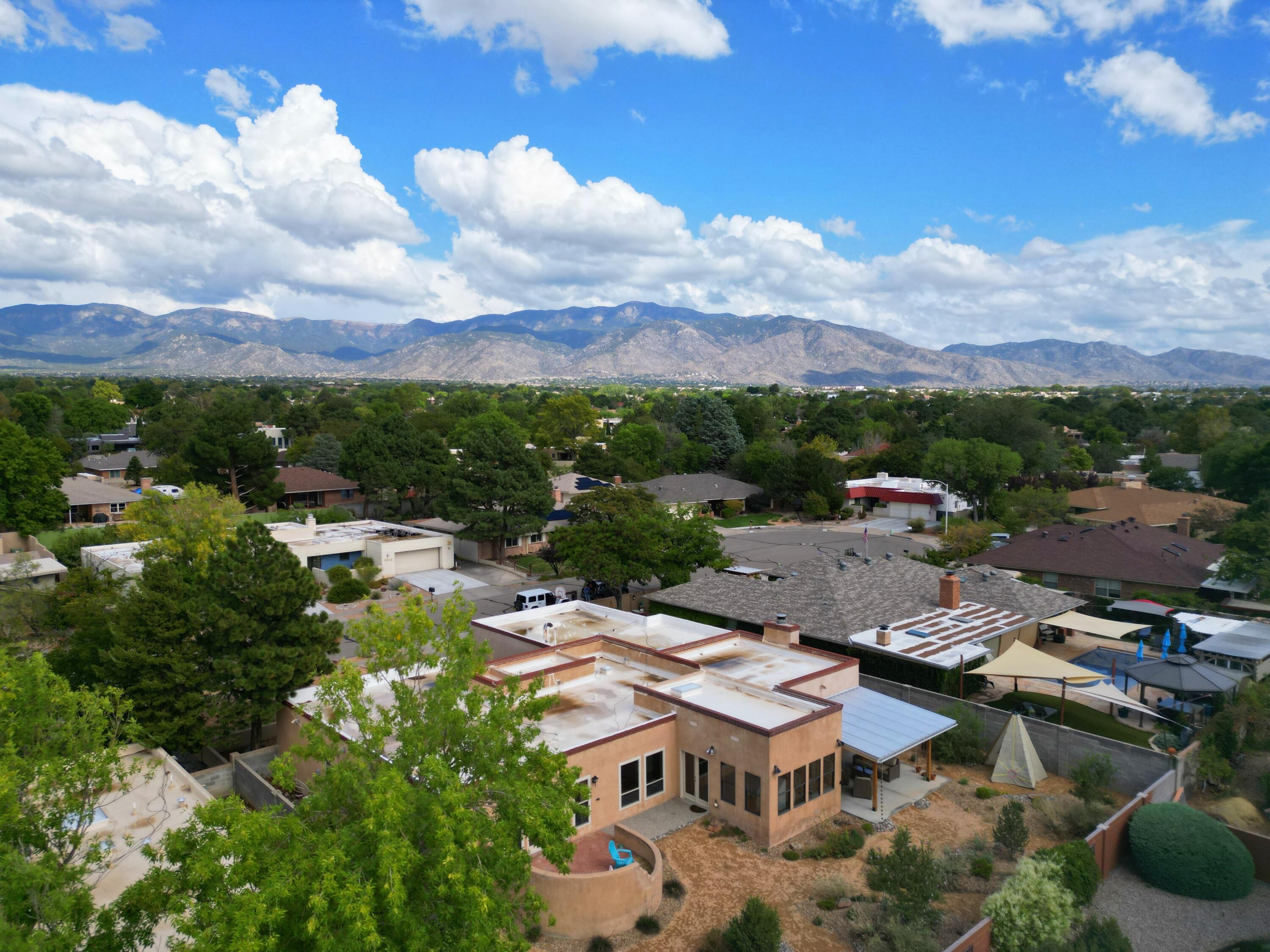 Photo 5 — 5613 Cometa Court NE