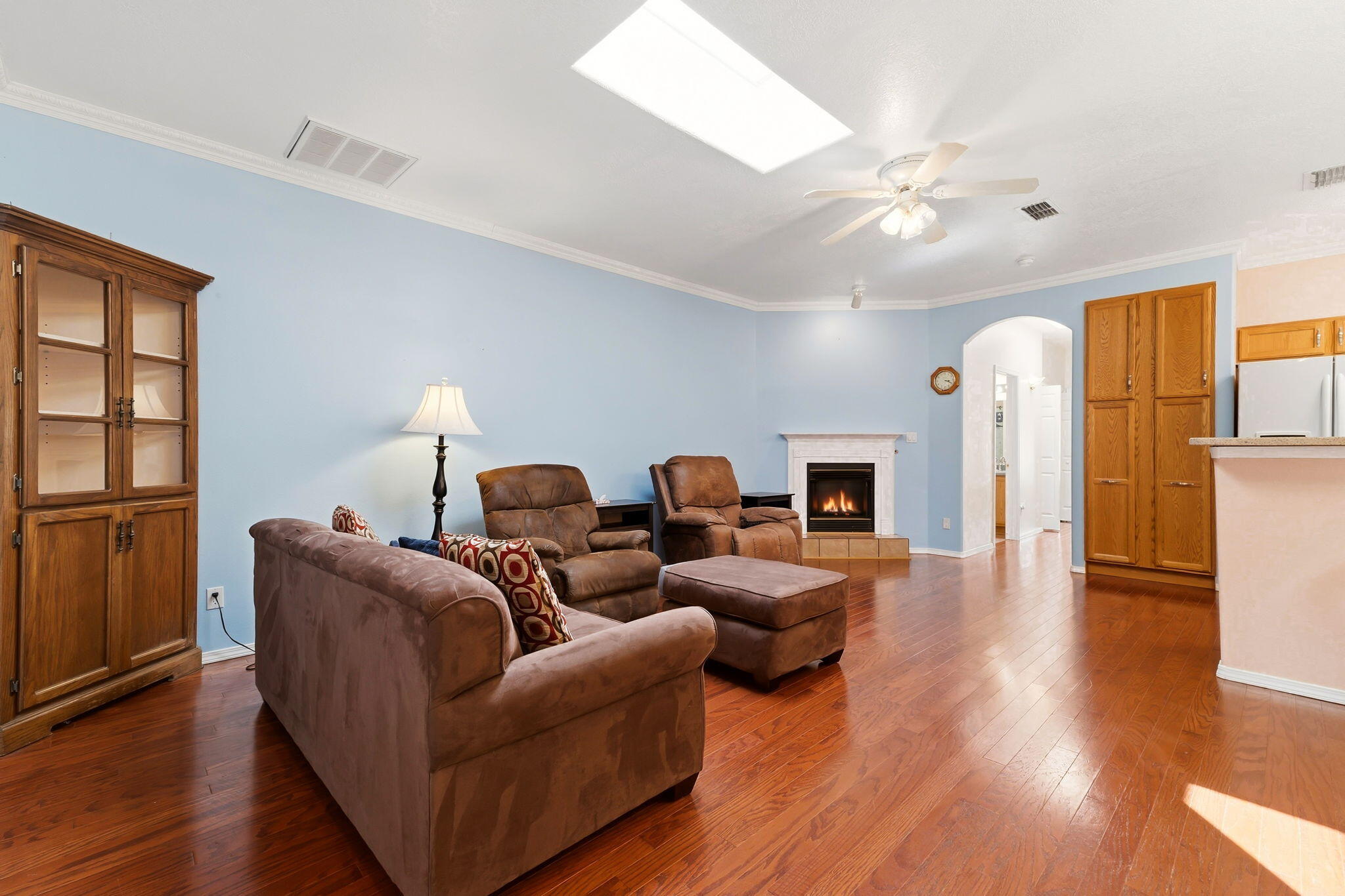 Photo 17 — 4532 Holiday Breeze Place NE