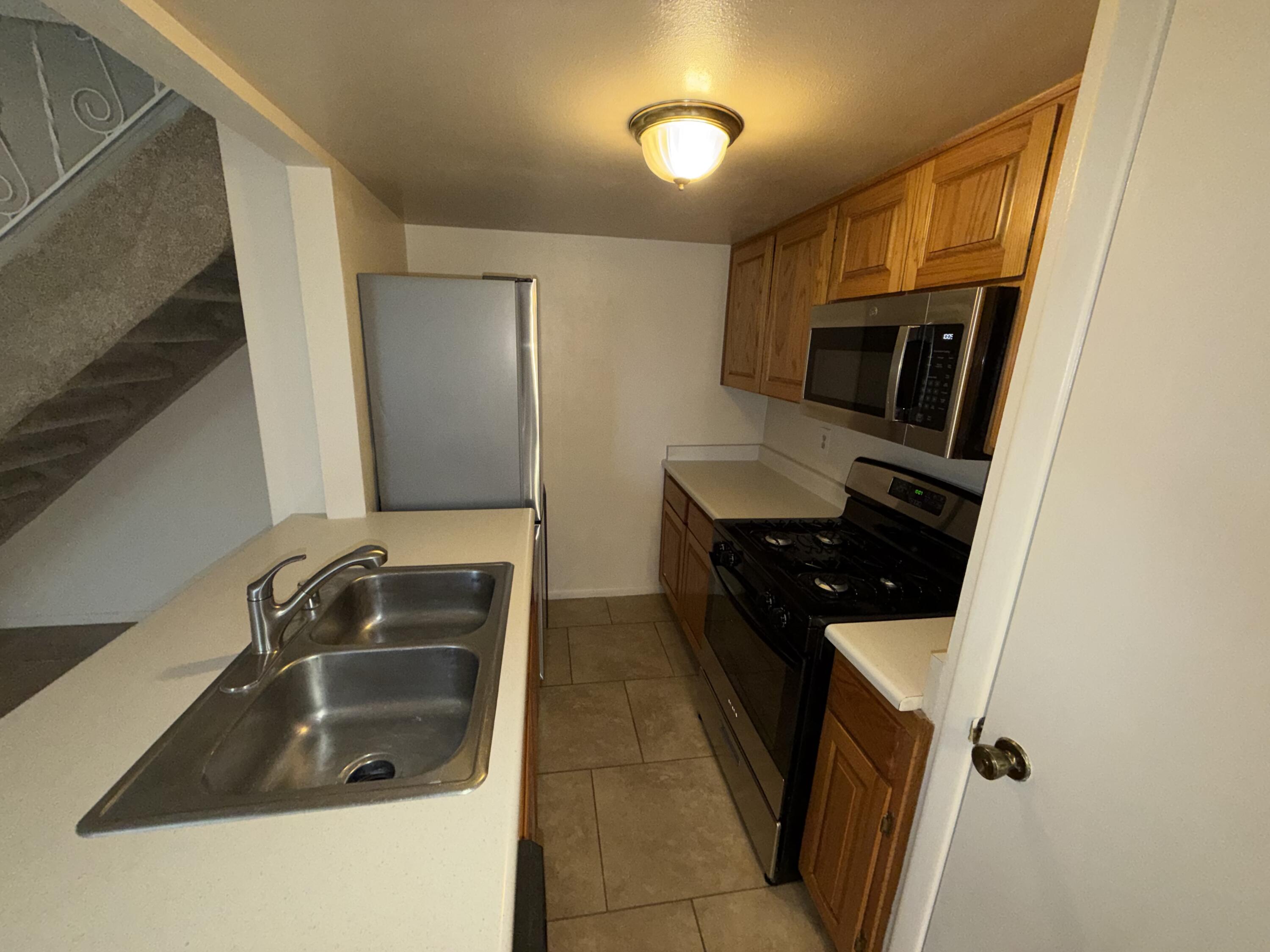 Photo 5 — 12009 Stilwell Drive NE APT B