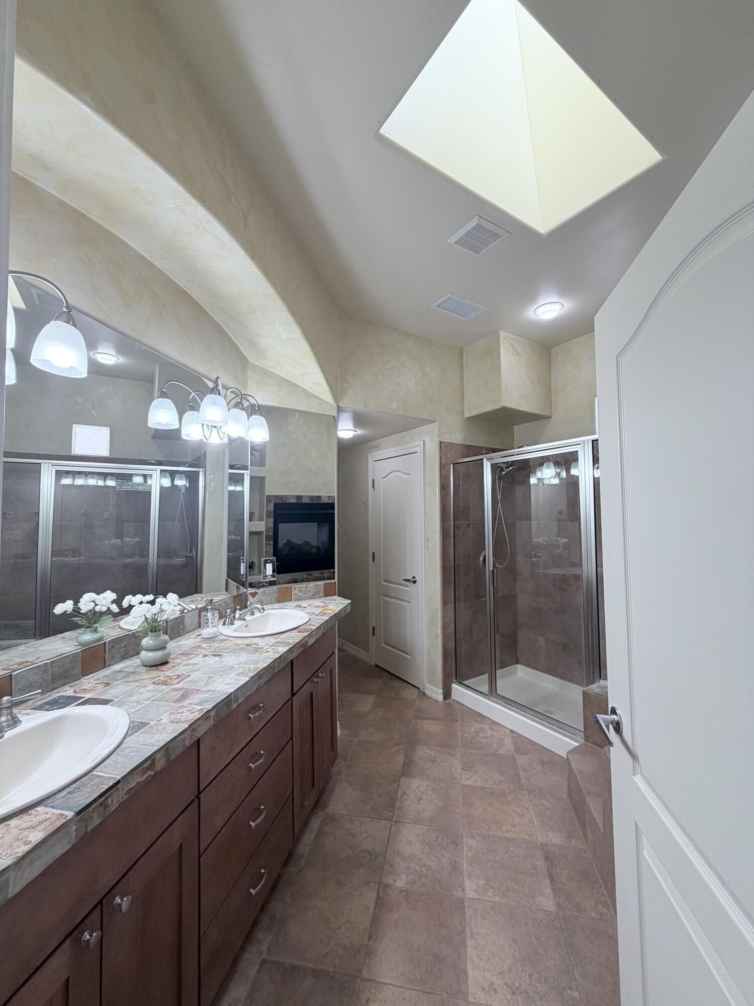 Photo 2 — 6608 Agave Verde Way NE