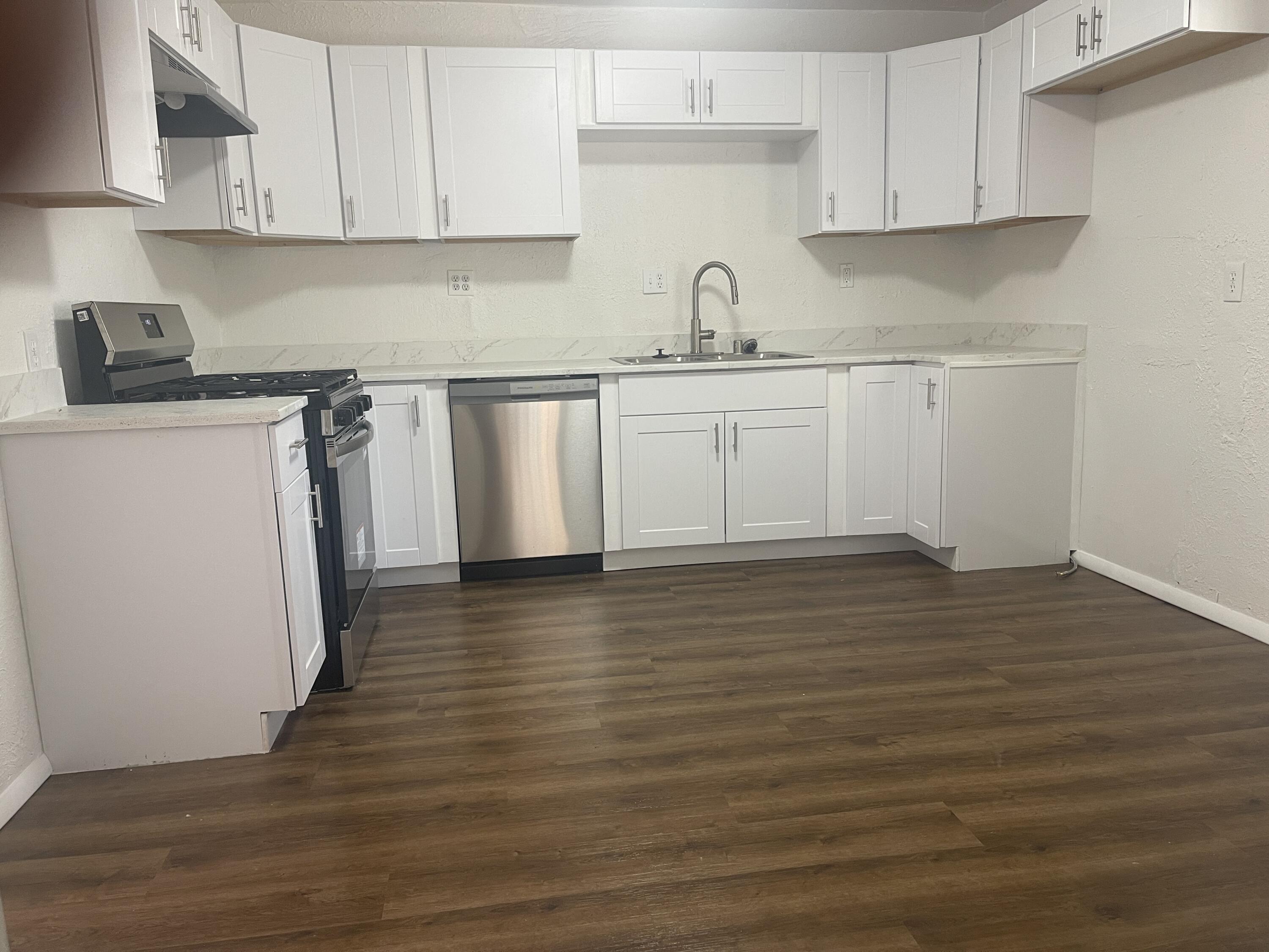 Photo 9 — 1301 Boatright Drive NE