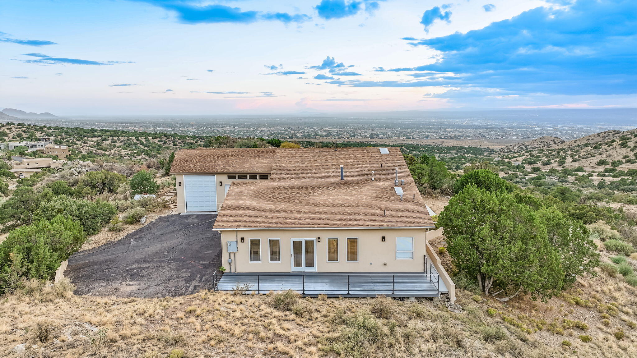 Photo 11 — 30 Tierra Monte Drive NE