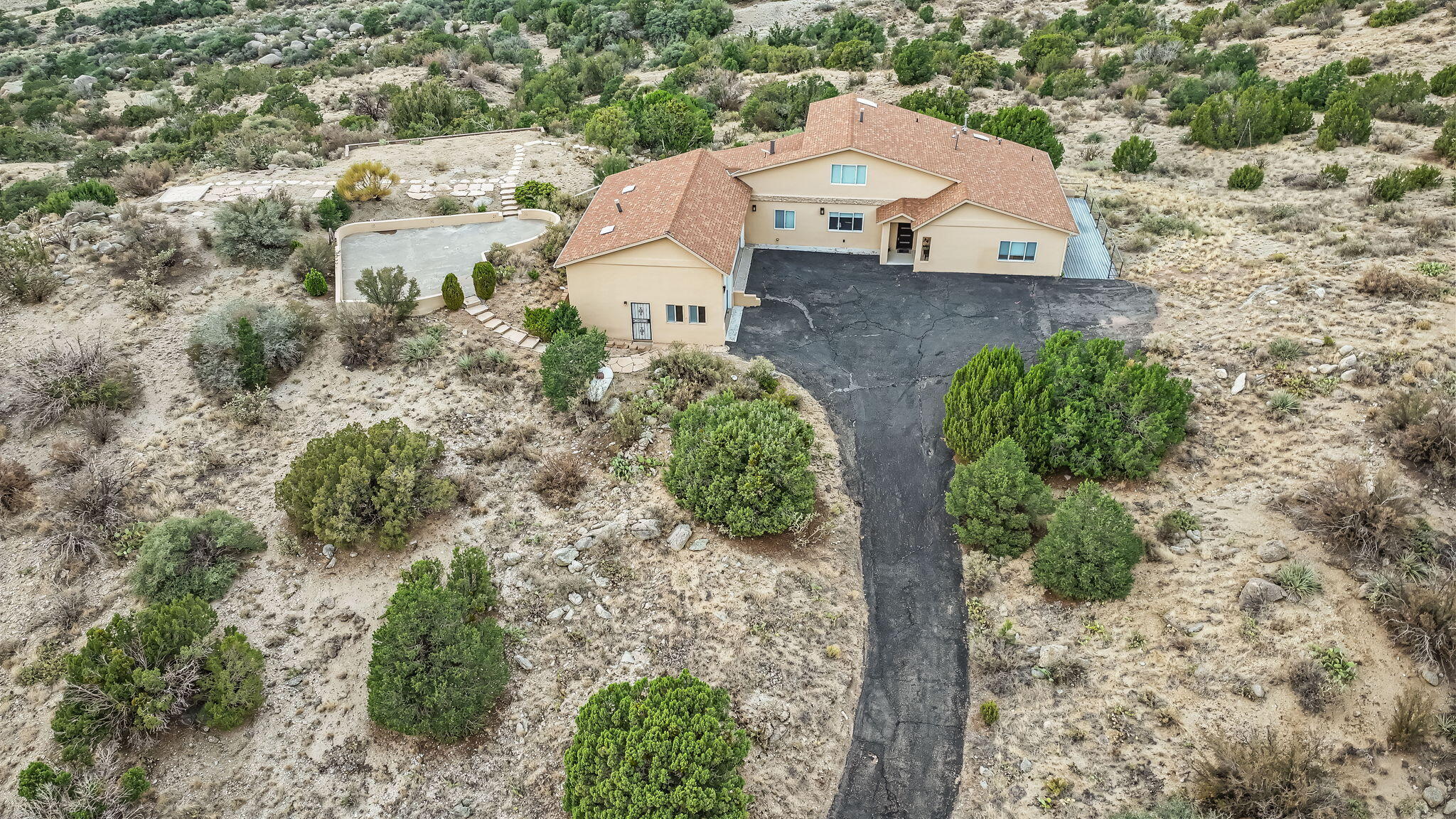 Photo 7 — 30 Tierra Monte Drive NE