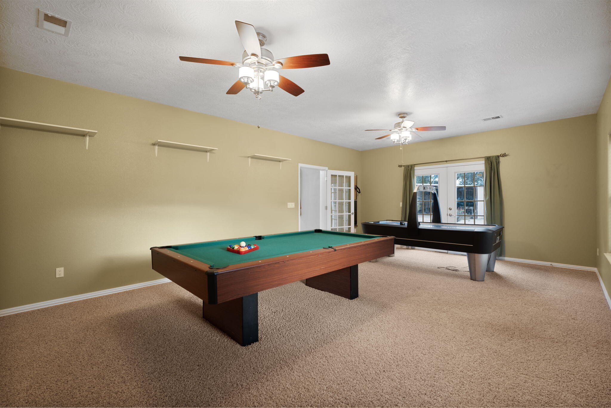 Photo 20 — 103 CHANTELLY Lane