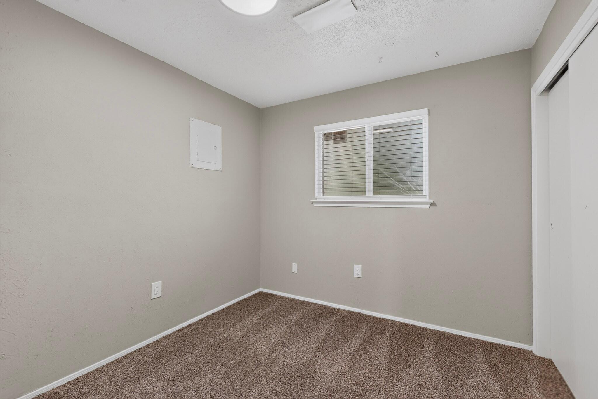 Photo 10 — 12209 Eric Court NE