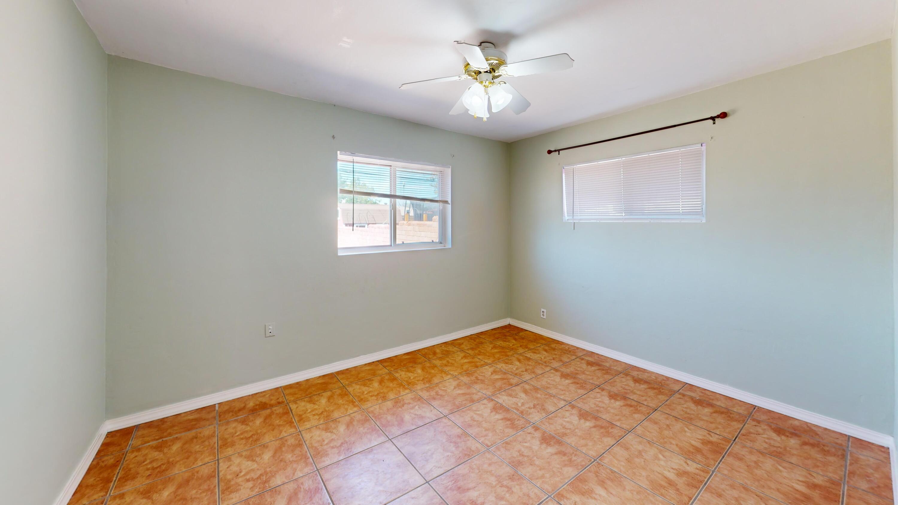 Photo 10 — 2607 General Bradley Street NE